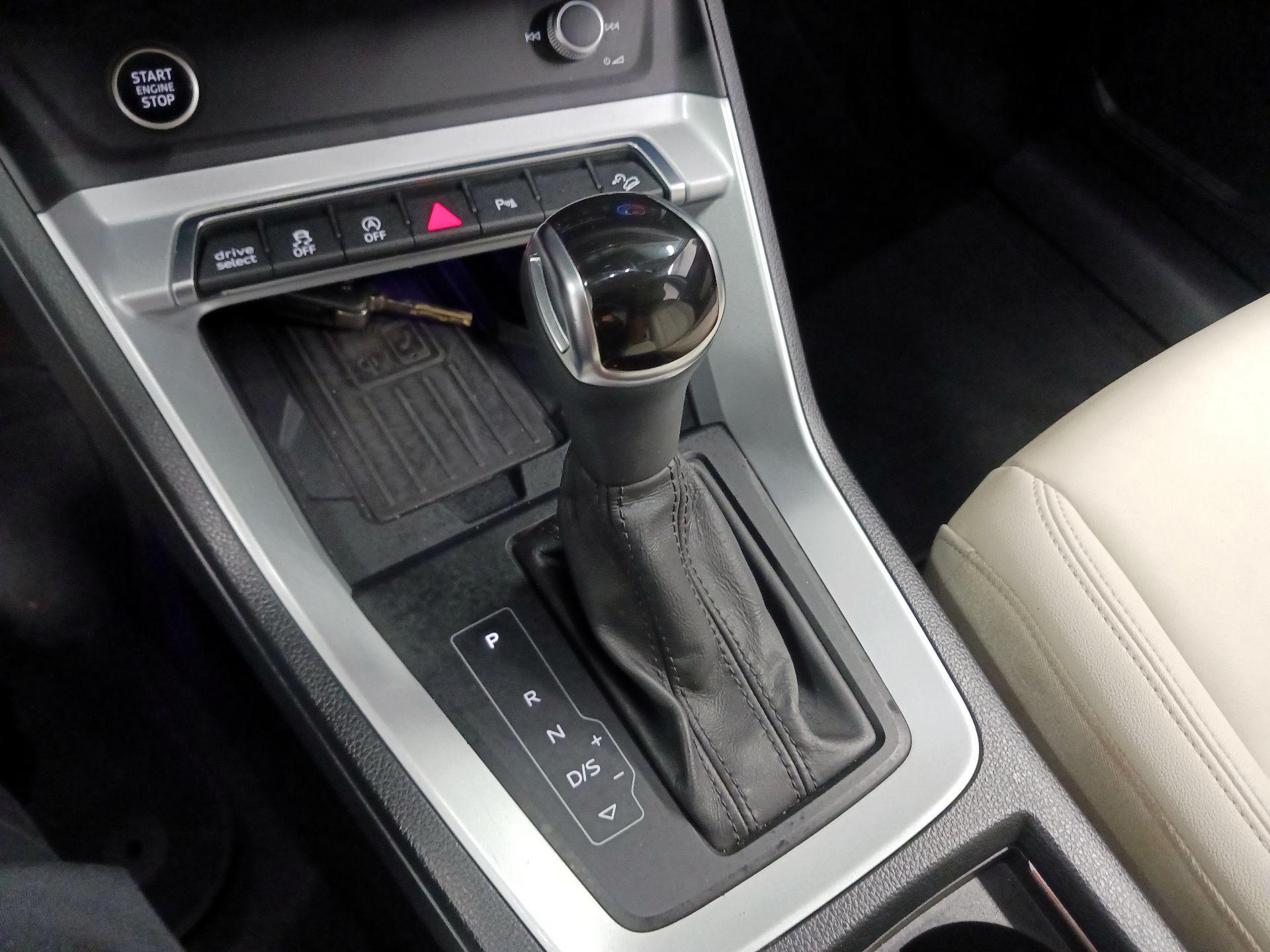 Thumbnail: 2021 Audi Q3 - 13