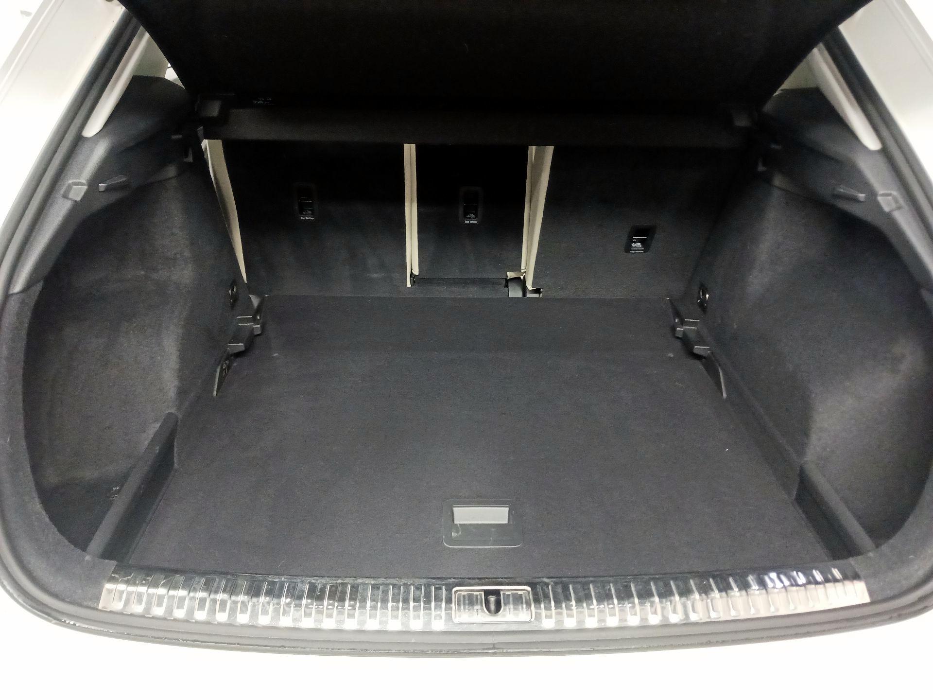 Thumbnail: 2021 Audi Q3 - 14