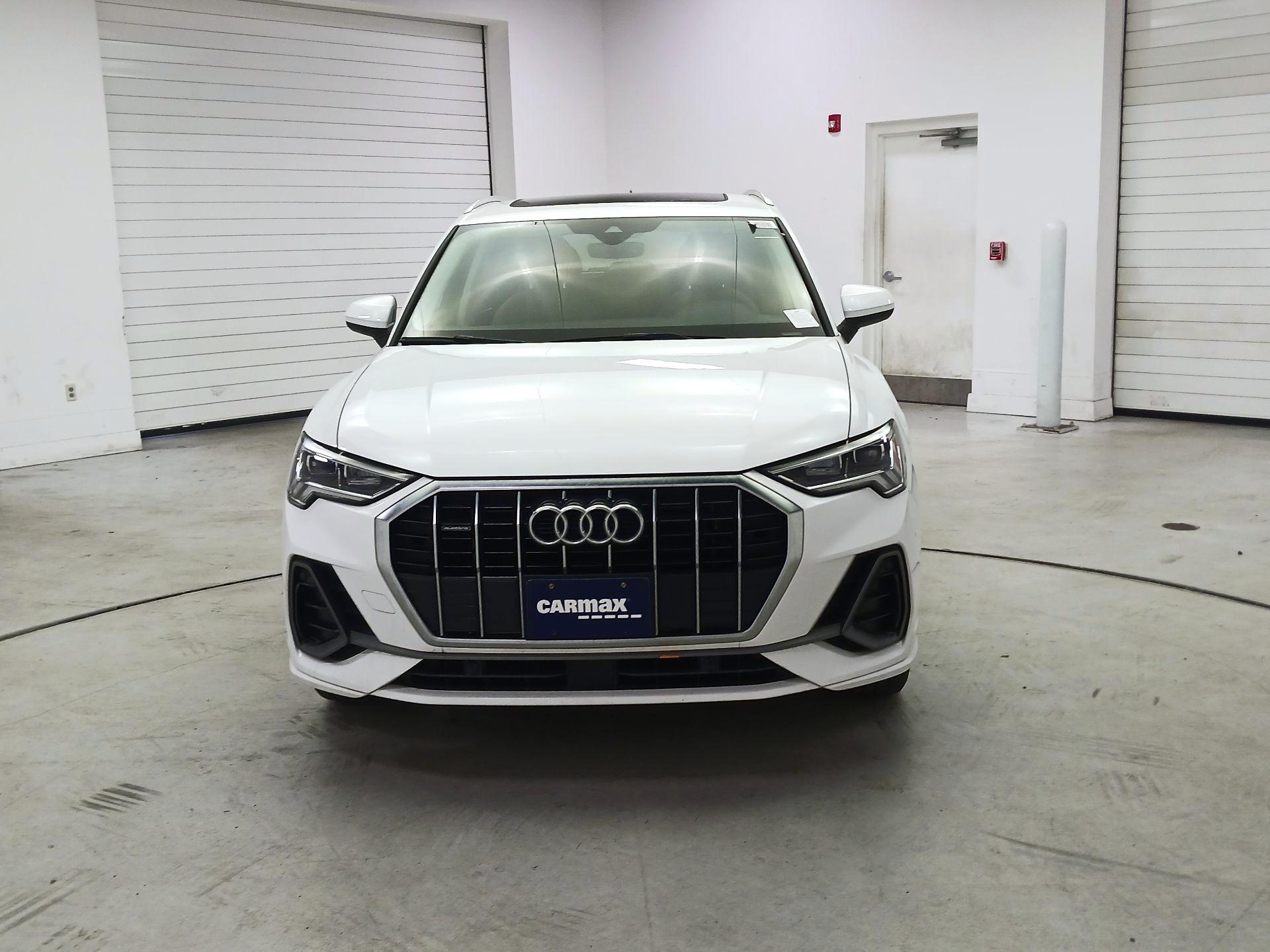 Thumbnail: 2021 Audi Q3 - 2