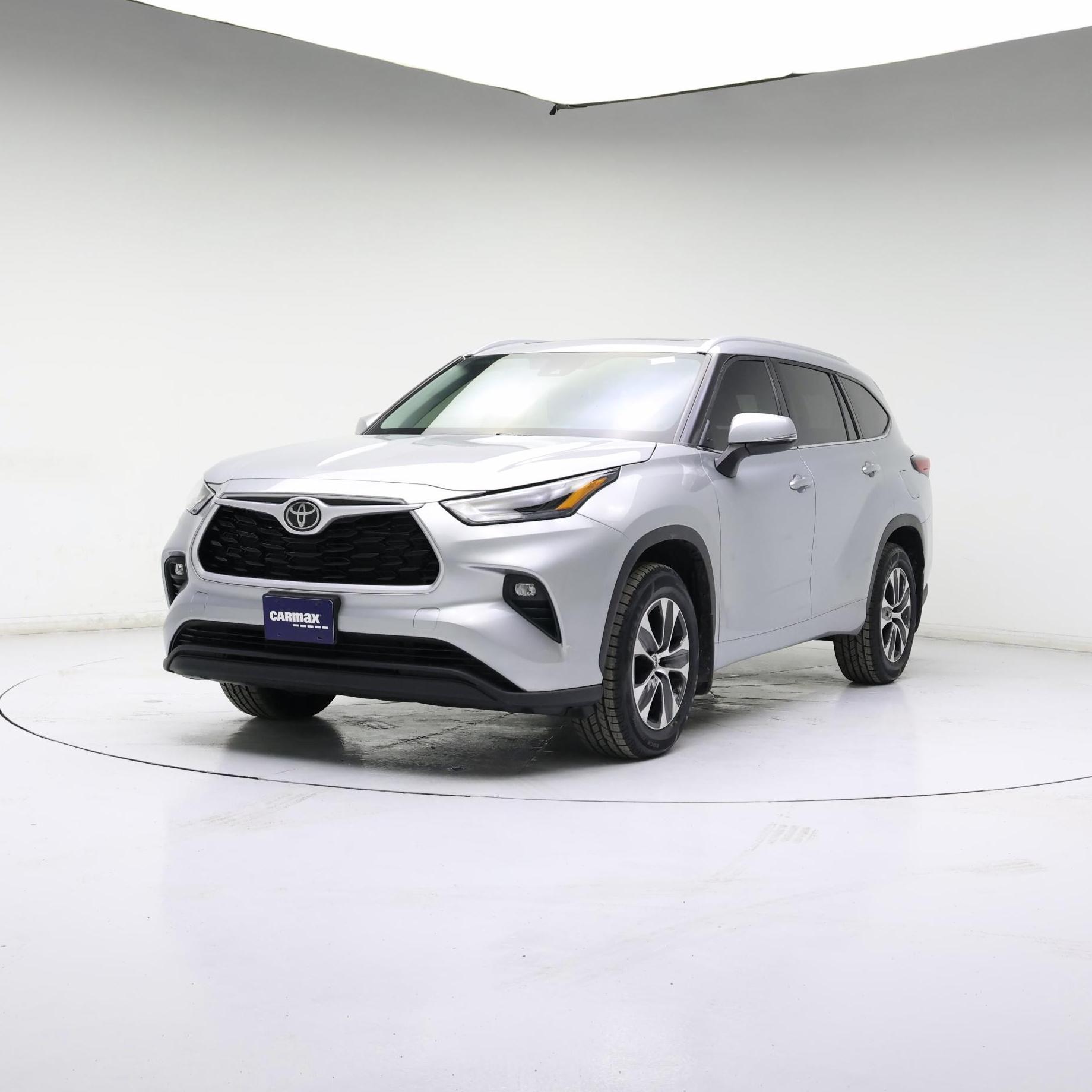 Thumbnail: 2022 Toyota Highlander - 4