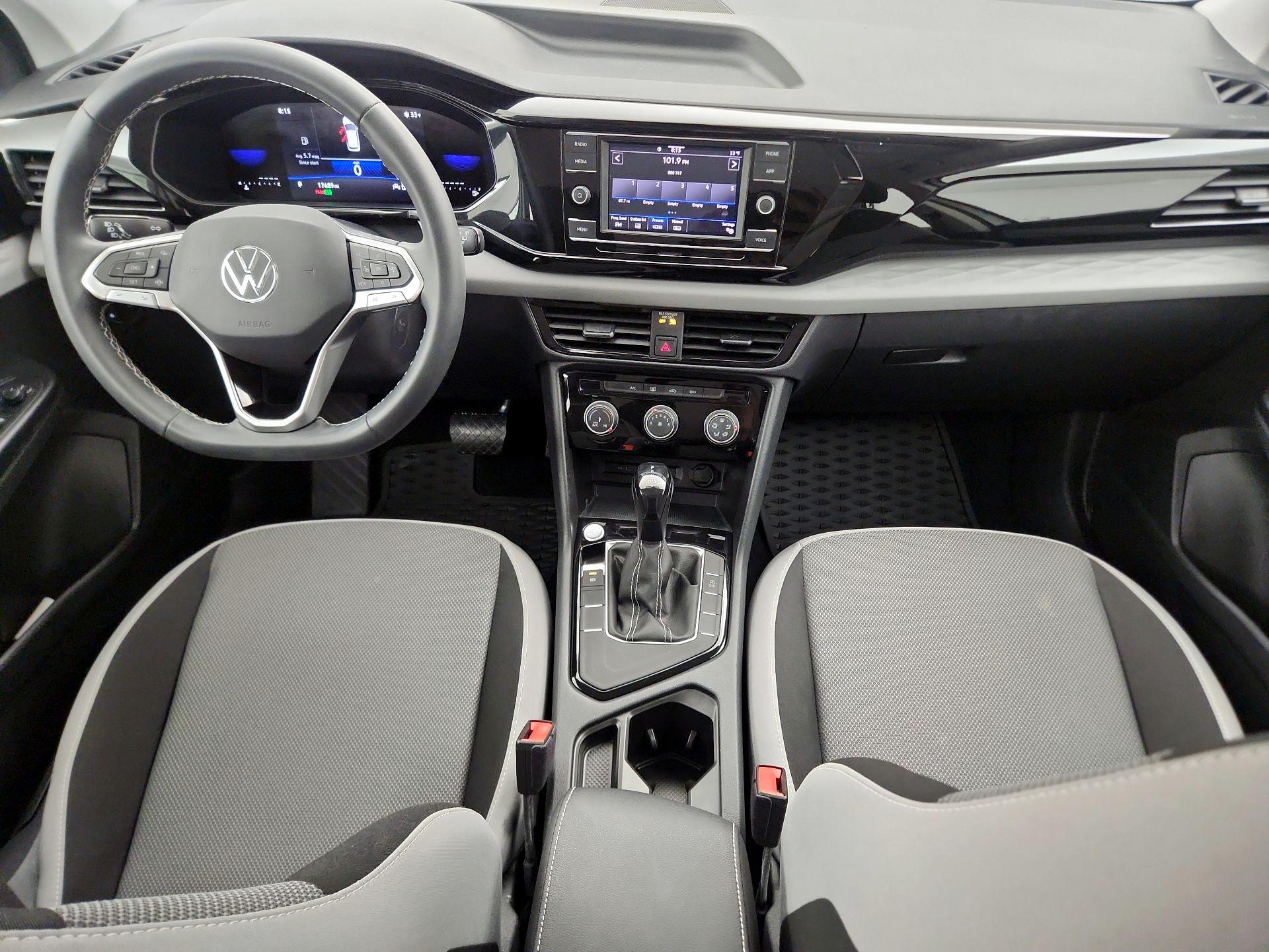 Thumbnail: 2023 Volkswagen Taos - 9