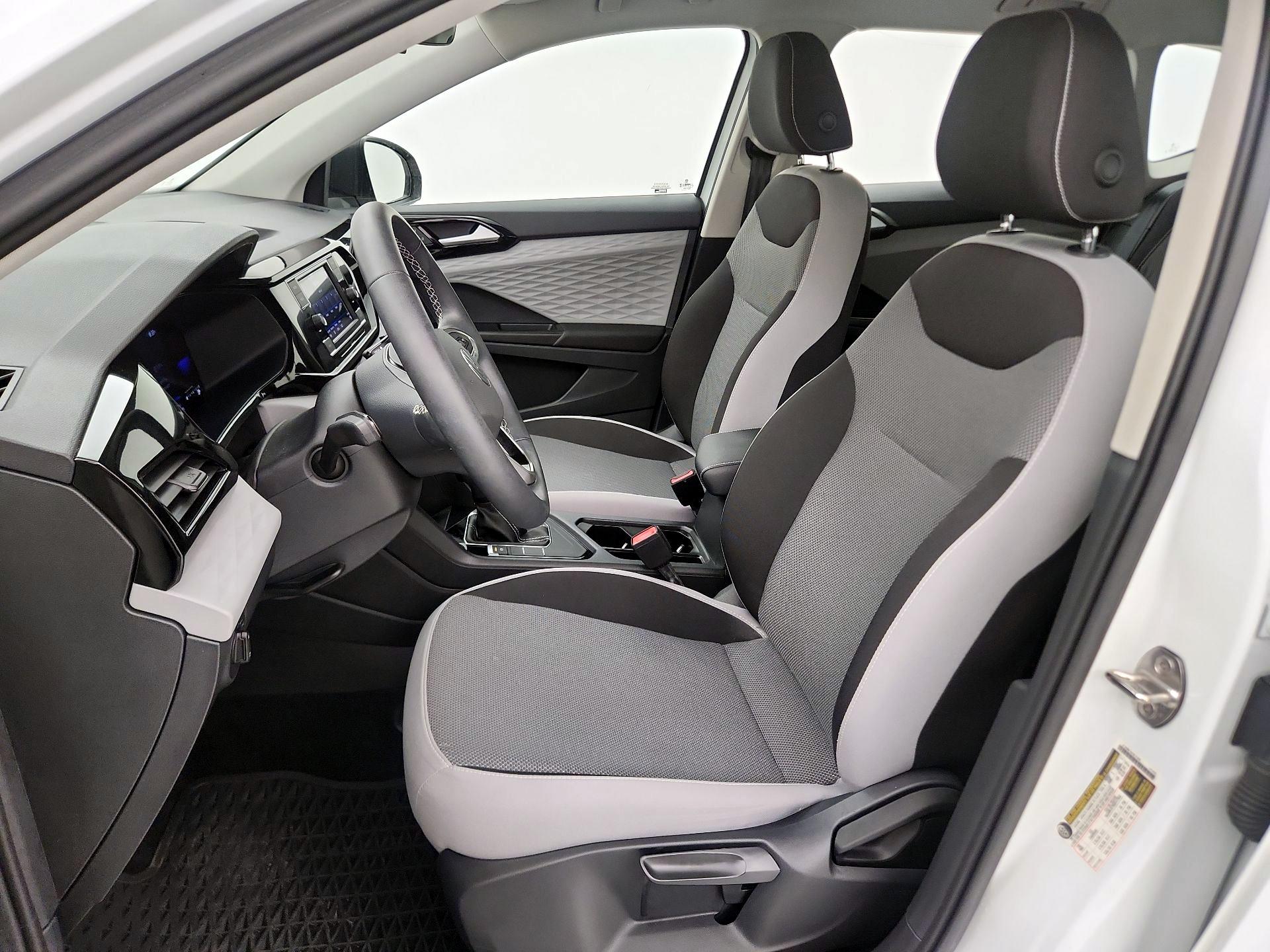 Thumbnail: 2023 Volkswagen Taos - 11