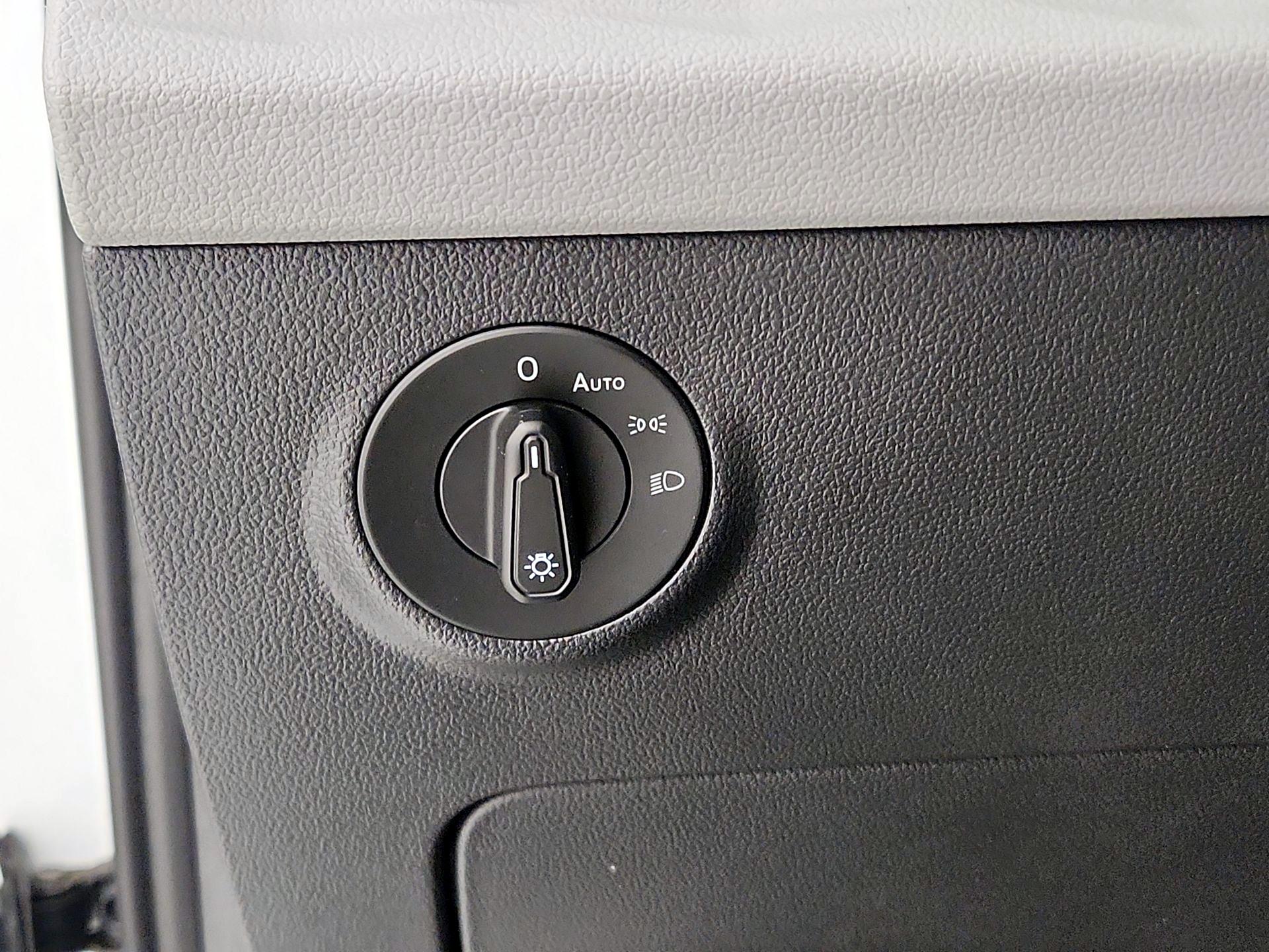 Thumbnail: 2023 Volkswagen Taos - 13