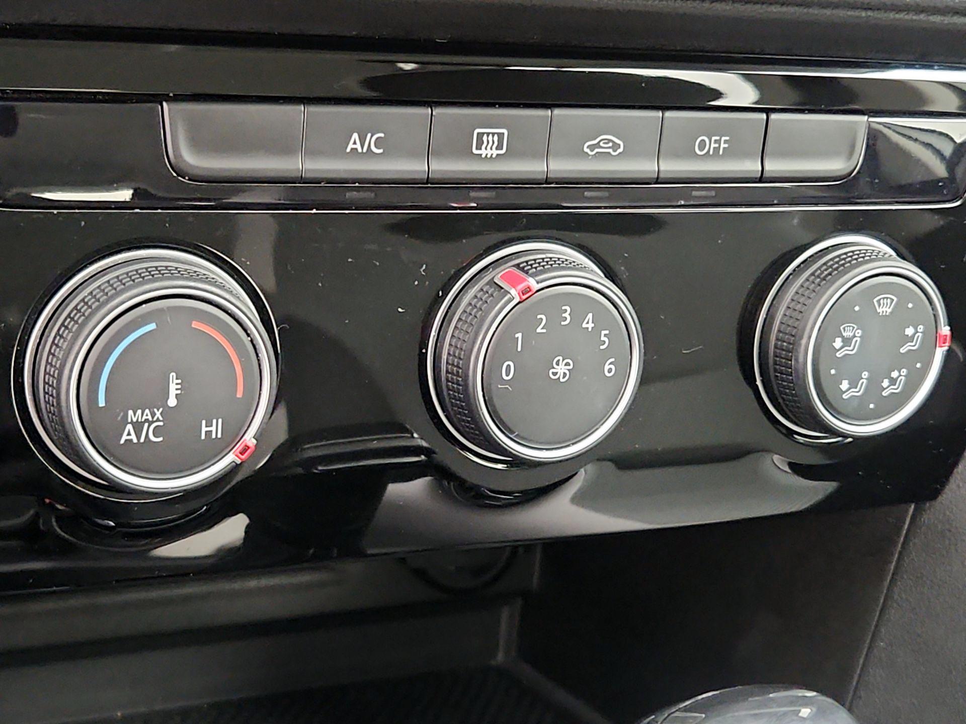 Thumbnail: 2023 Volkswagen Taos - 16