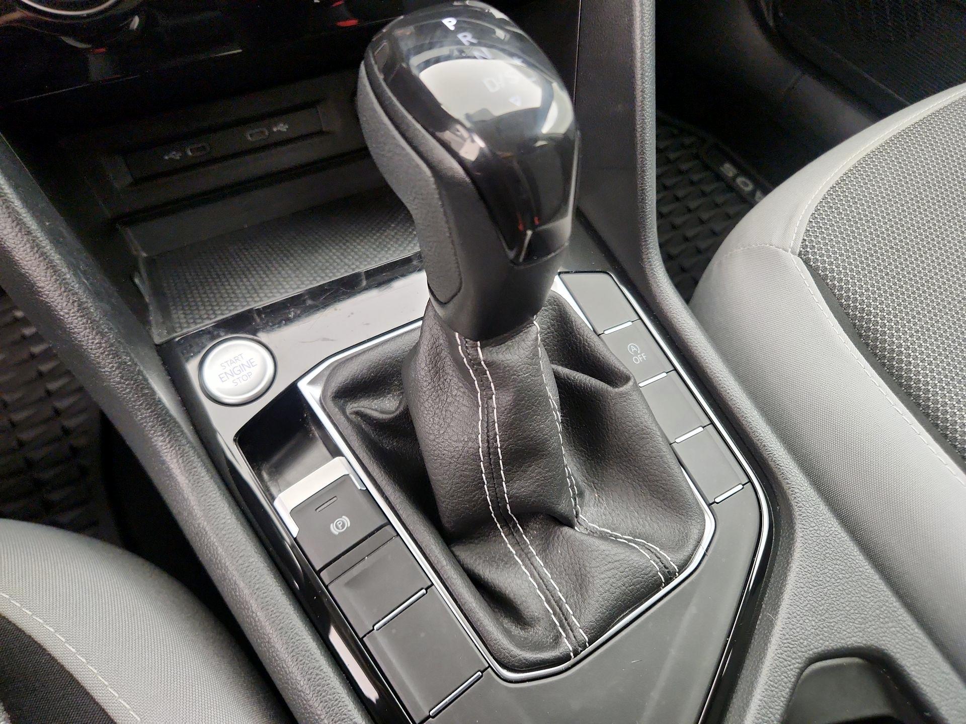 Thumbnail: 2023 Volkswagen Taos - 17