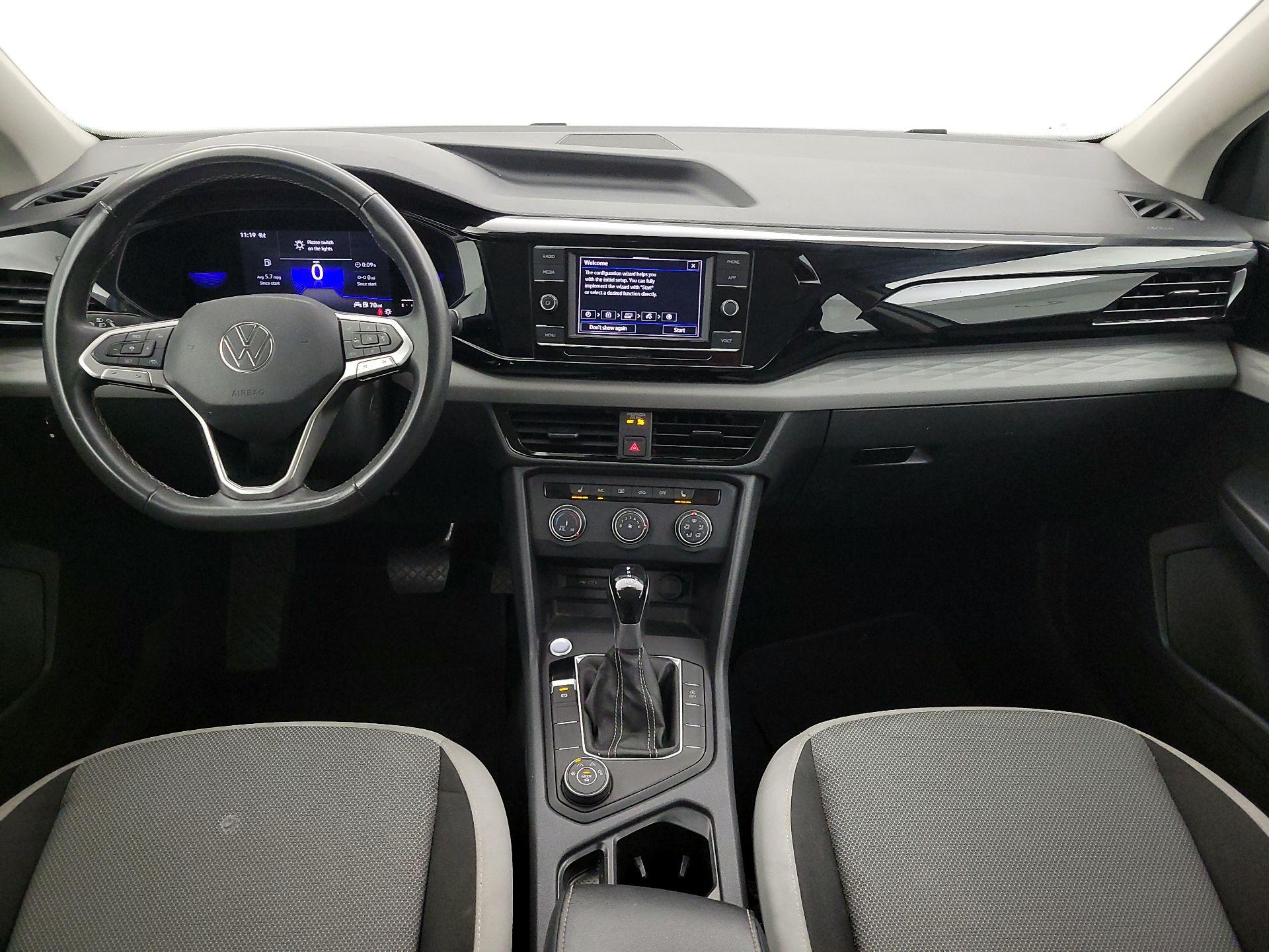 Thumbnail: 2022 Volkswagen Taos - 9