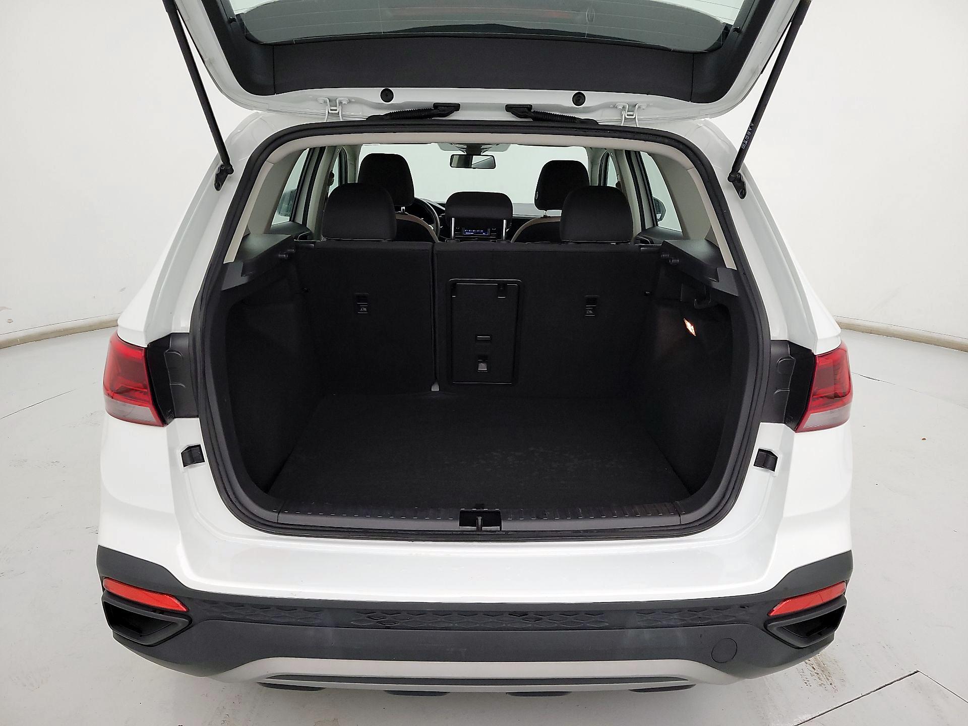 Thumbnail: 2022 Volkswagen Taos - 18