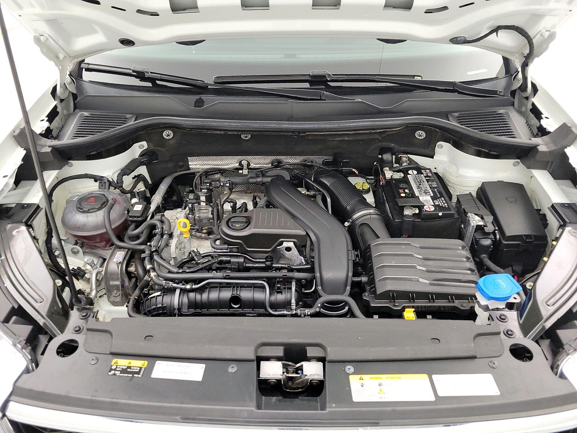 Thumbnail: 2022 Volkswagen Taos - 19