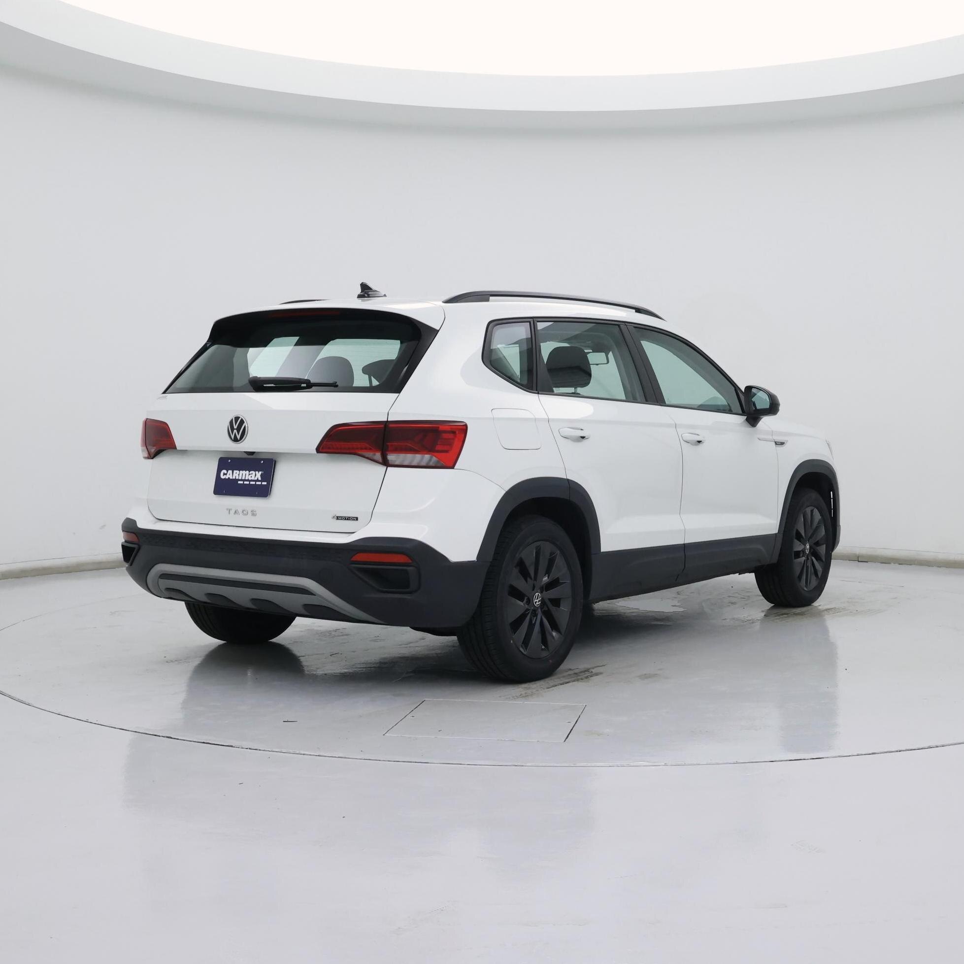 Thumbnail: 2022 Volkswagen Taos - 8