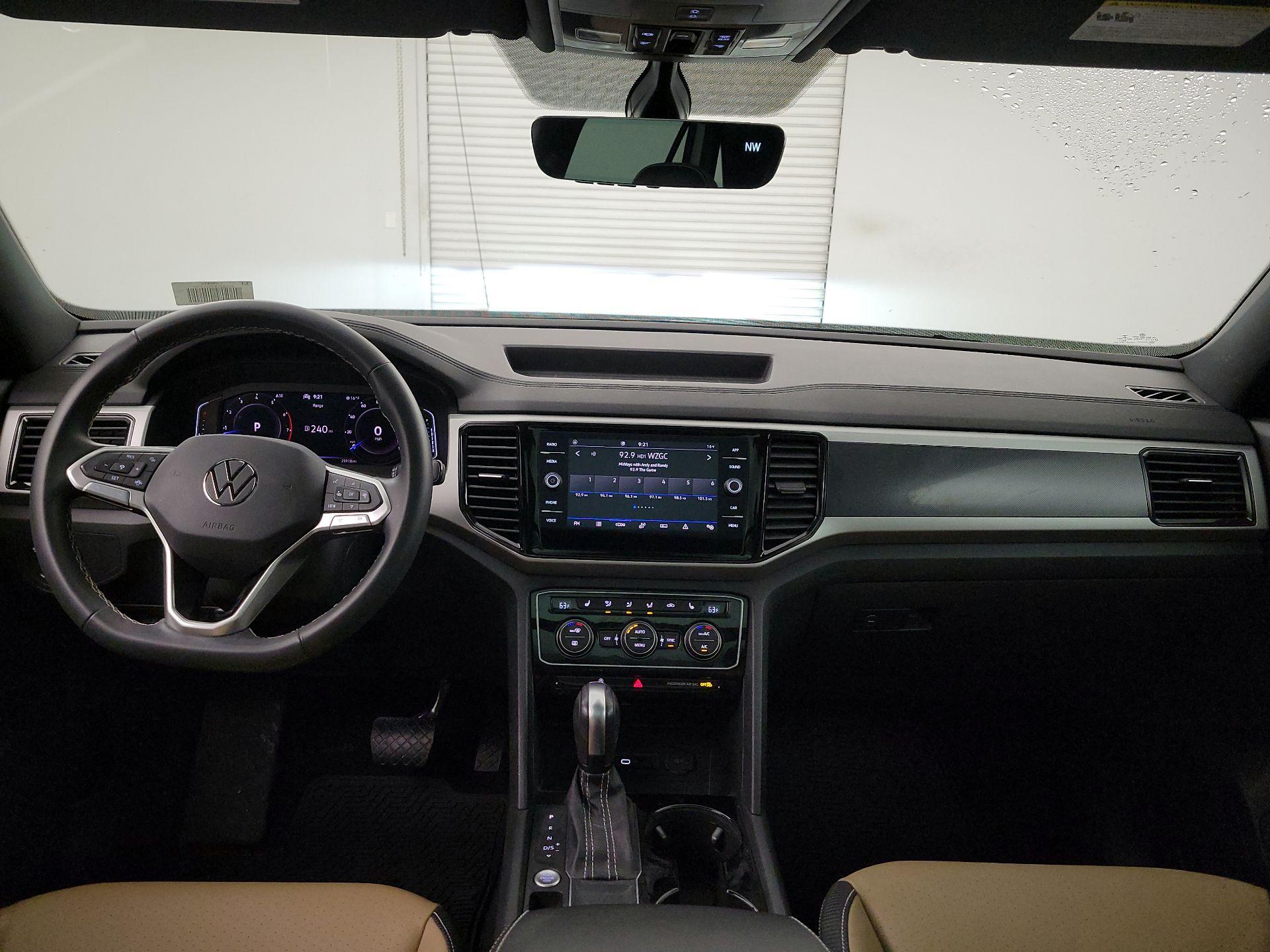 Thumbnail: 2023 Volkswagen Atlas - 9