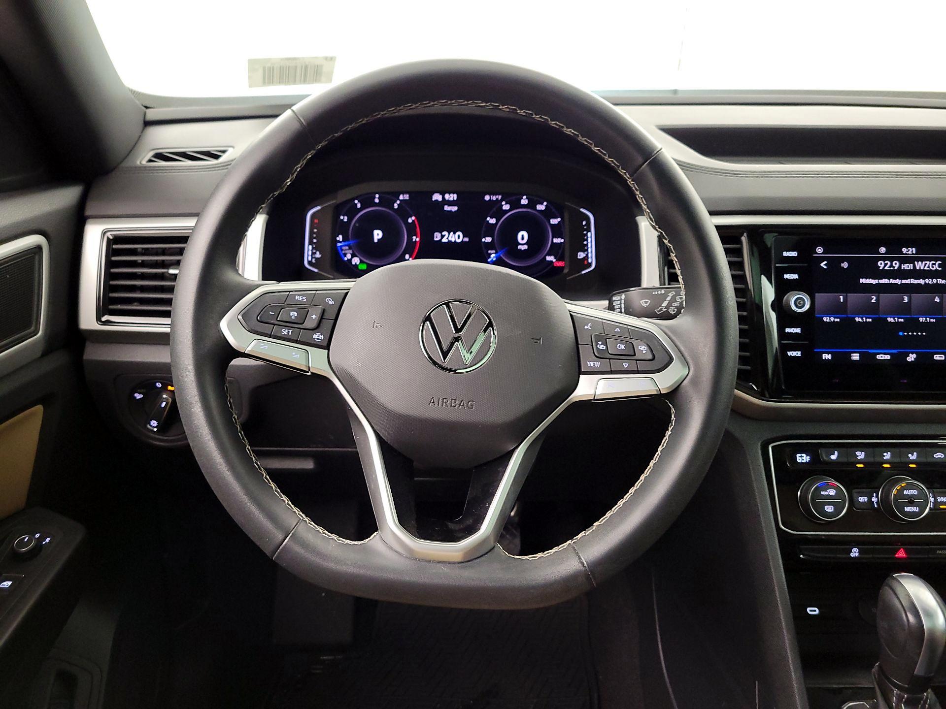 Thumbnail: 2023 Volkswagen Atlas - 10