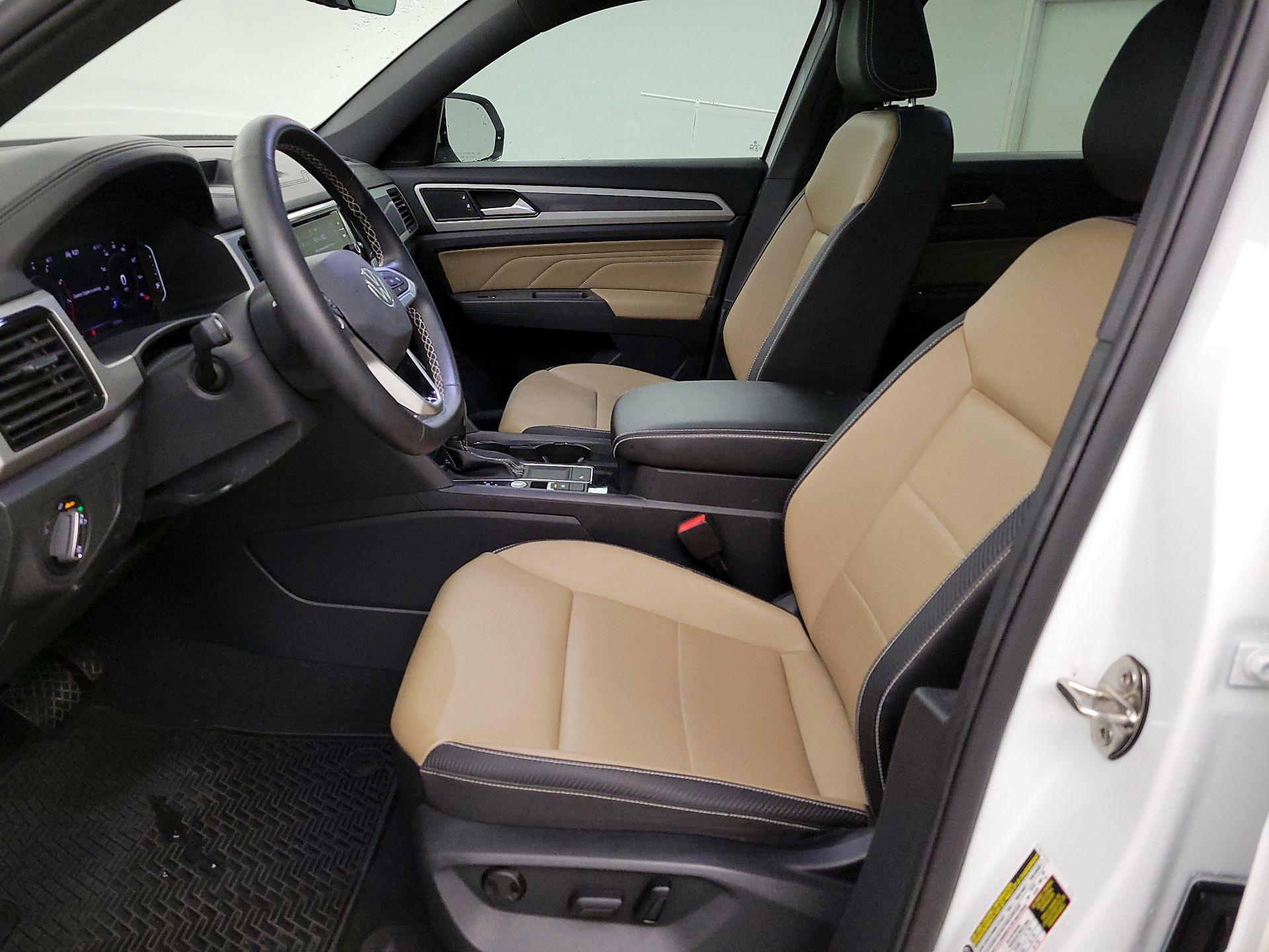 Thumbnail: 2023 Volkswagen Atlas - 11