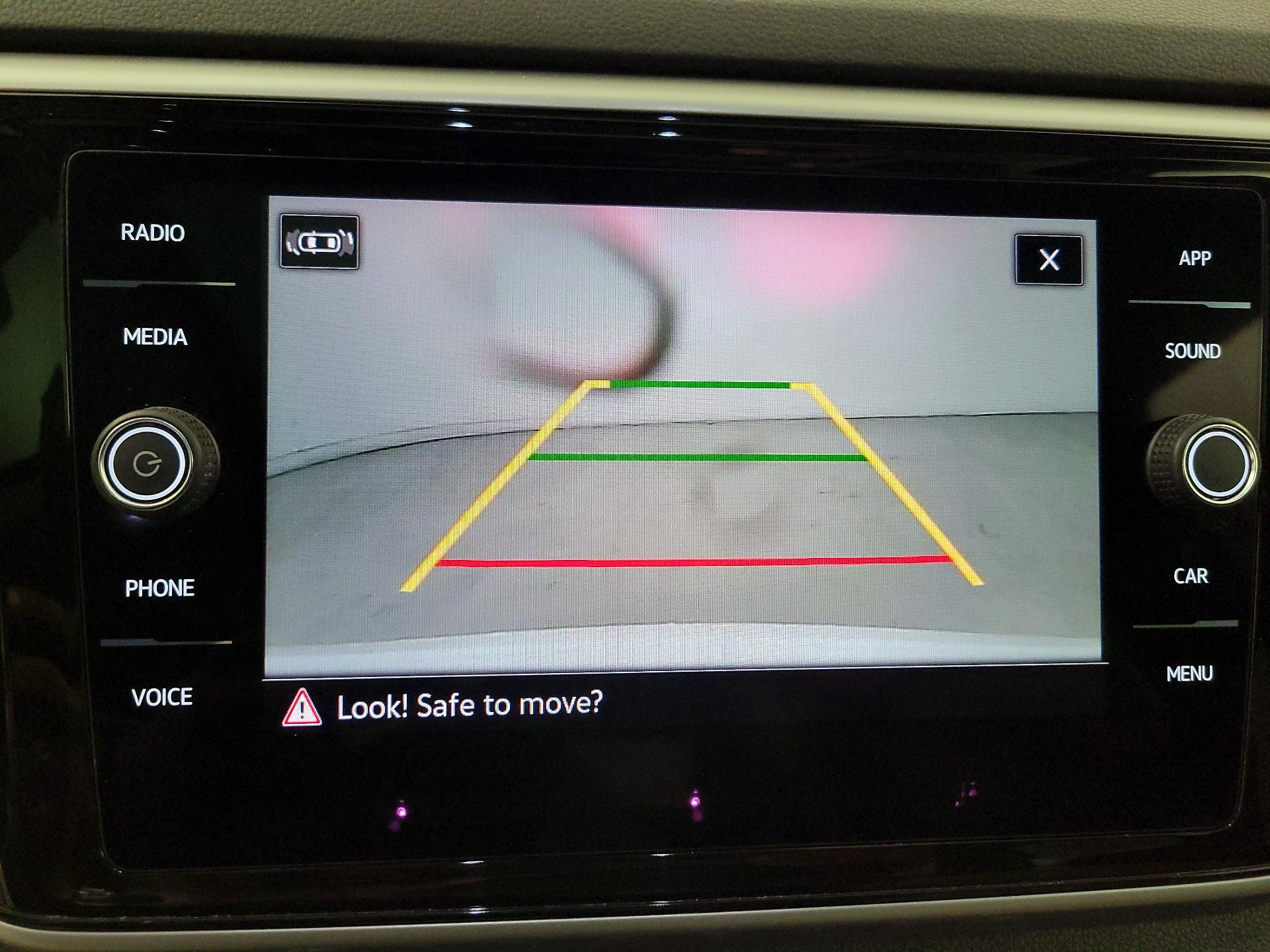 Thumbnail: 2023 Volkswagen Atlas - 14