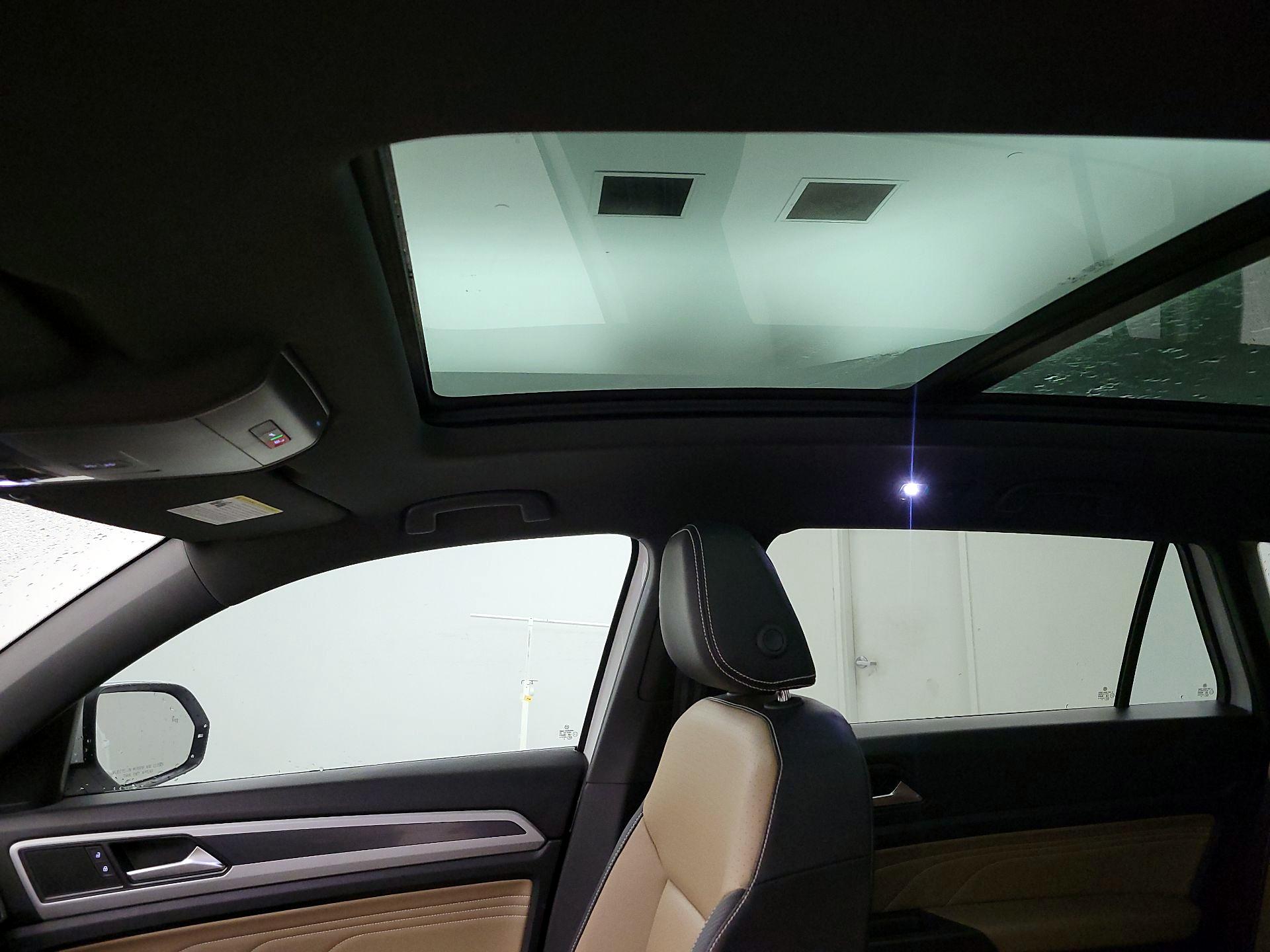 Thumbnail: 2023 Volkswagen Atlas - 19