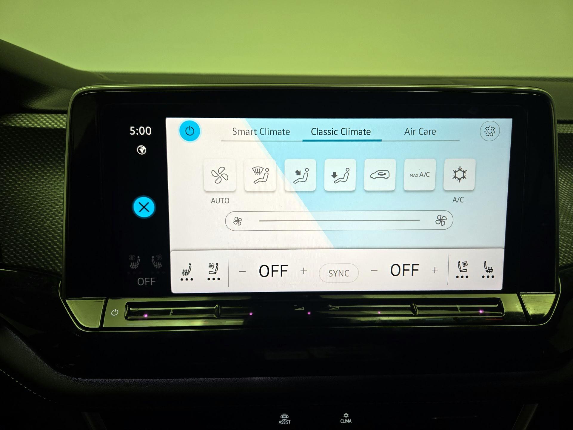 Thumbnail: 2024 Volkswagen Atlas - 17