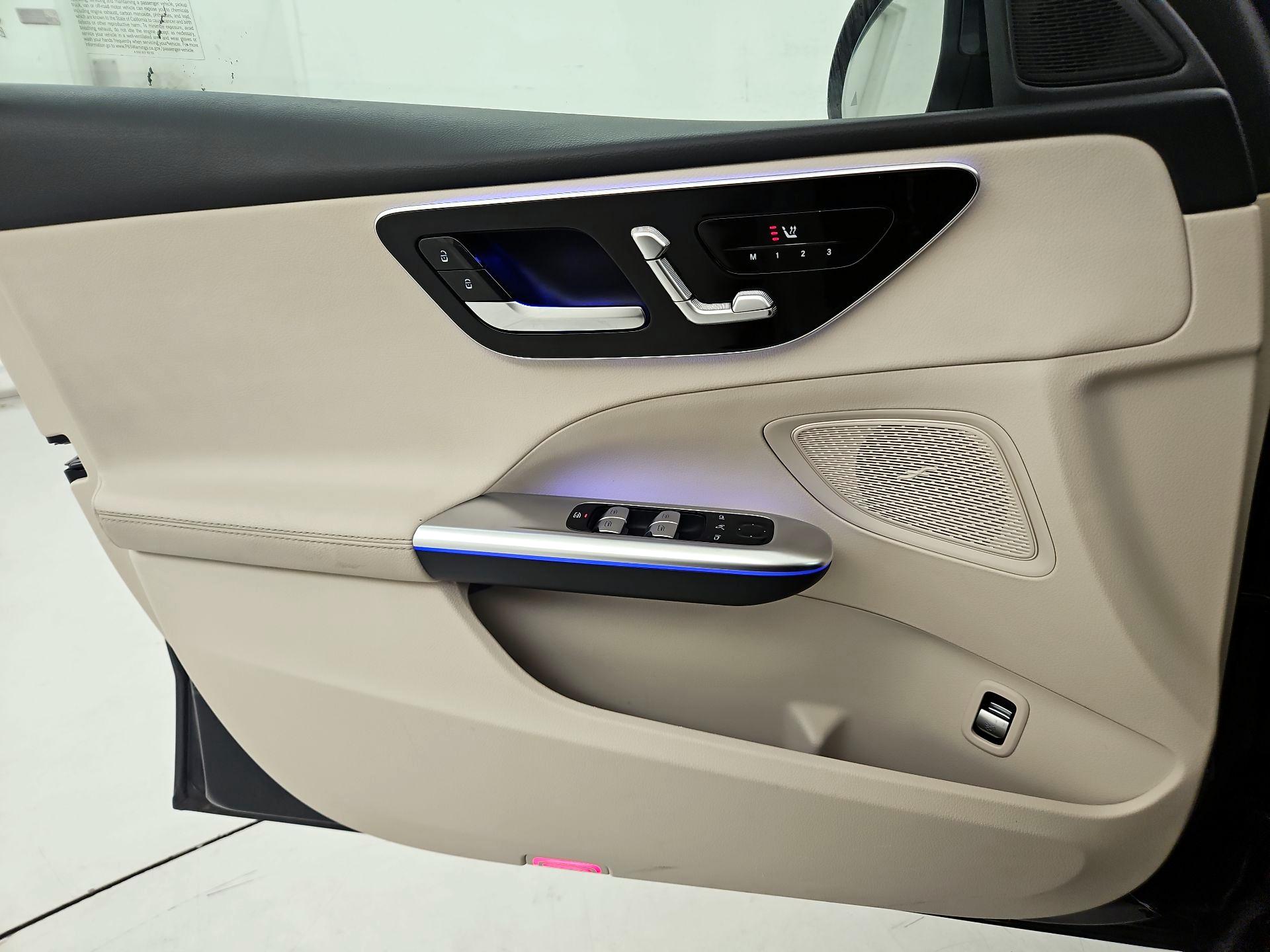 Thumbnail: 2023 Mercedes-Benz C-Class - 12