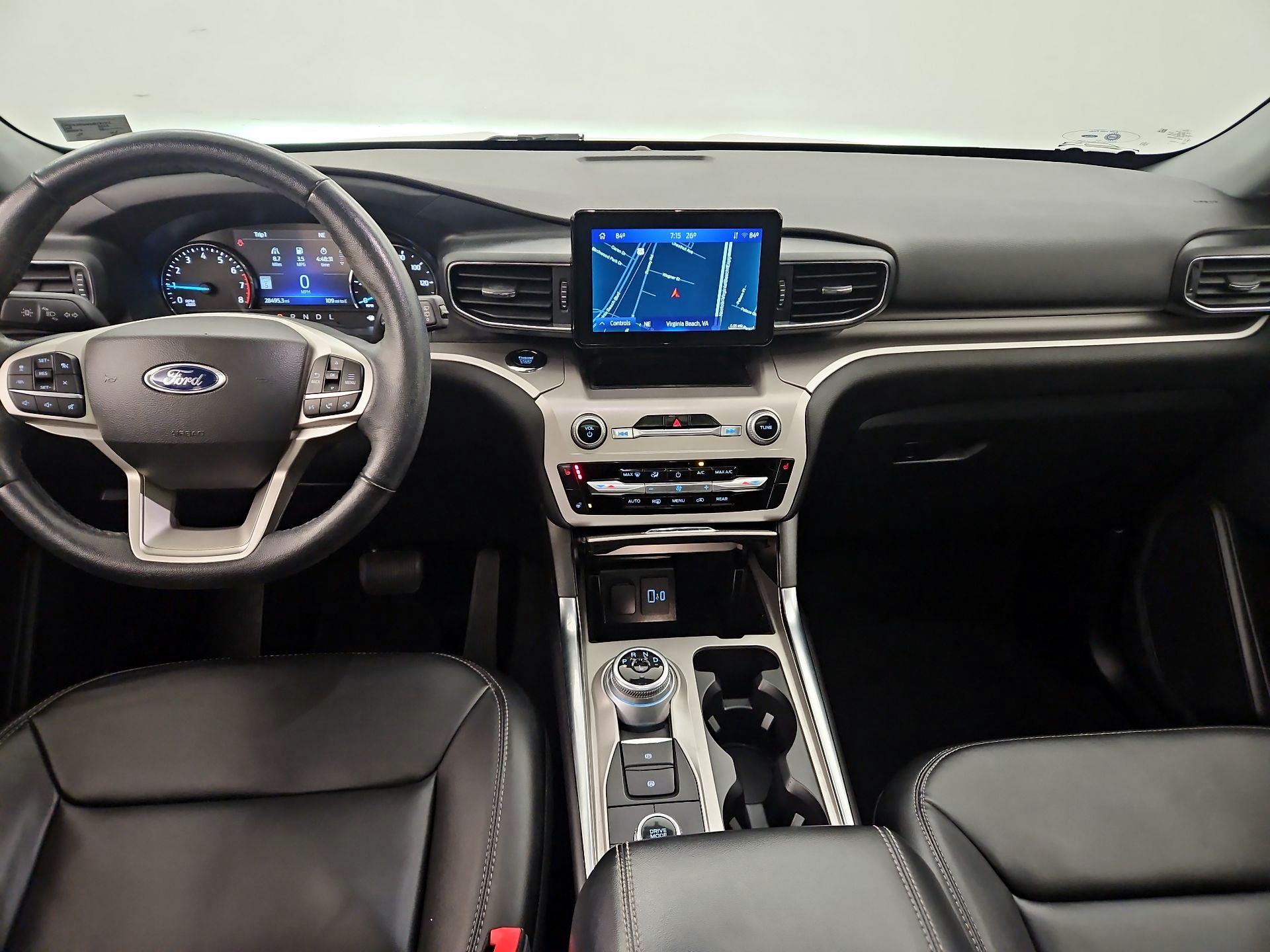 Thumbnail: 2022 Ford Explorer - 9