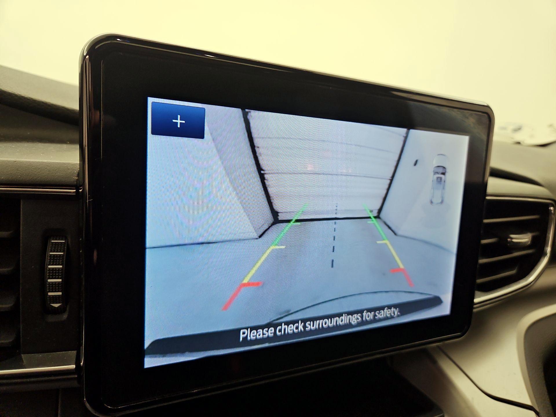 Thumbnail: 2022 Ford Explorer - 15