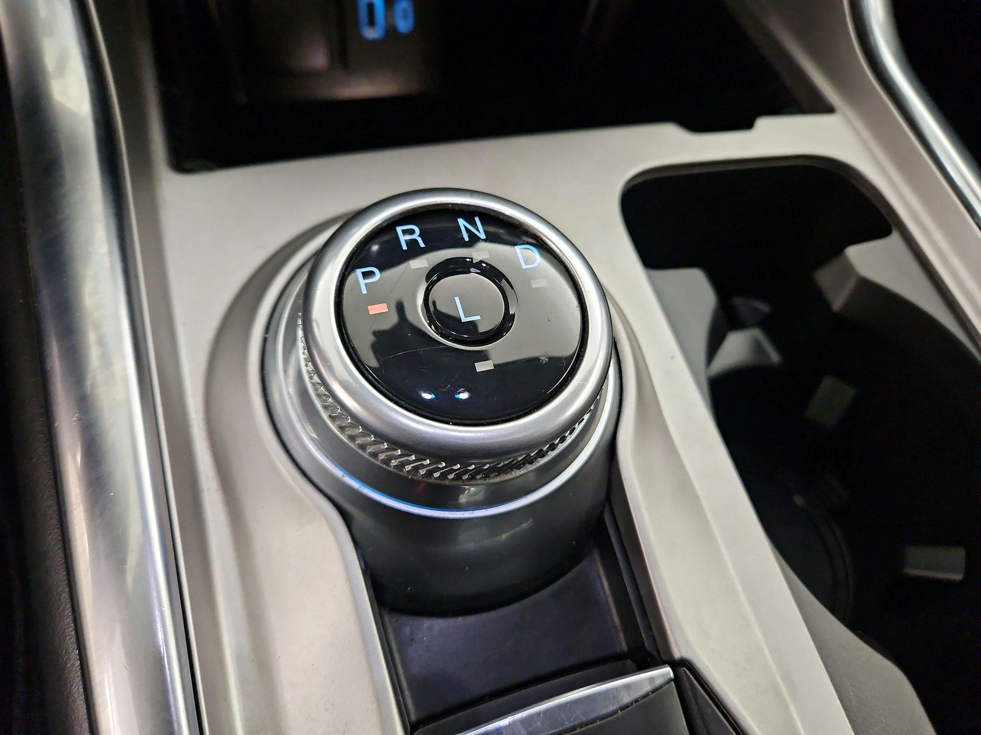 Thumbnail: 2022 Ford Explorer - 18