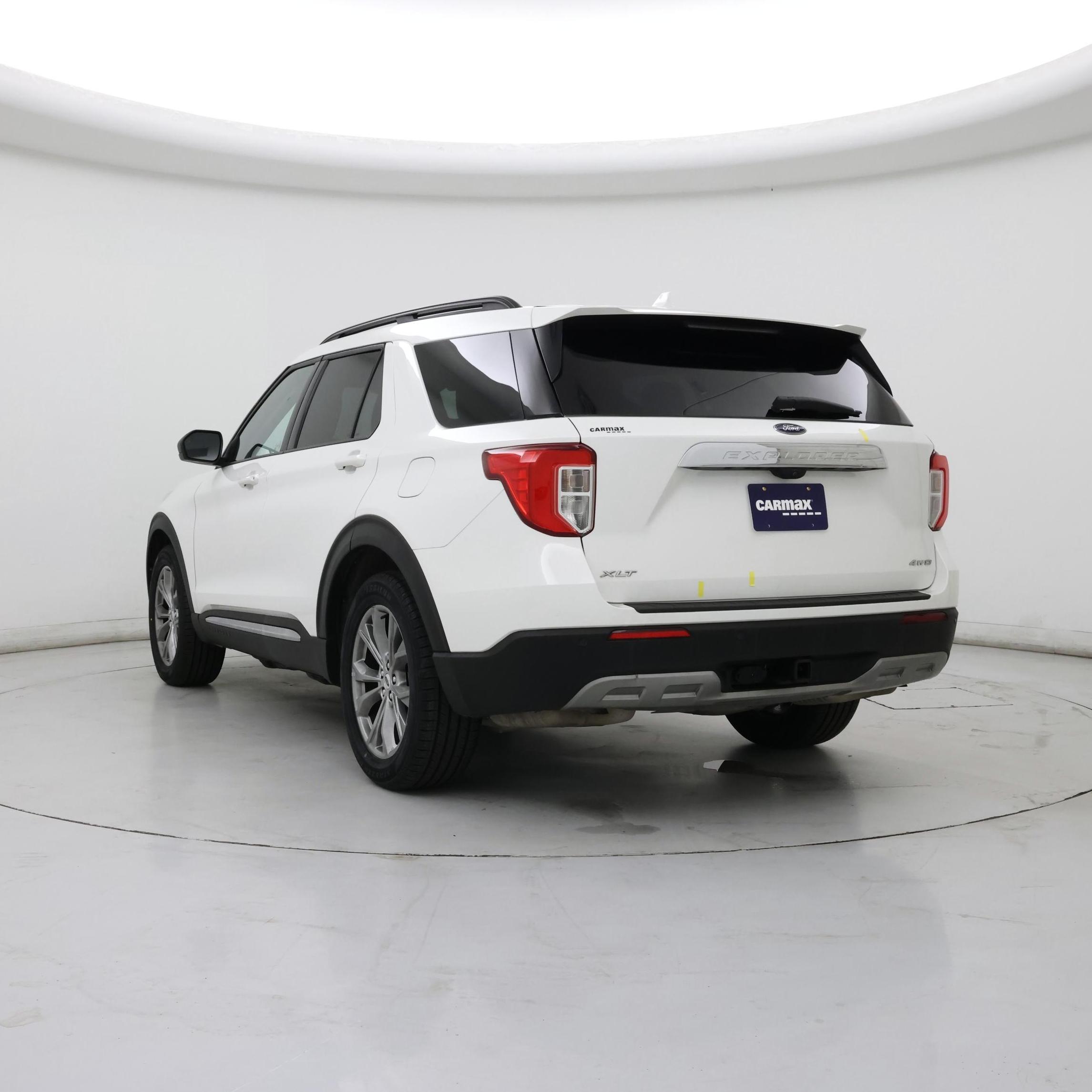 Thumbnail: 2022 Ford Explorer - 2