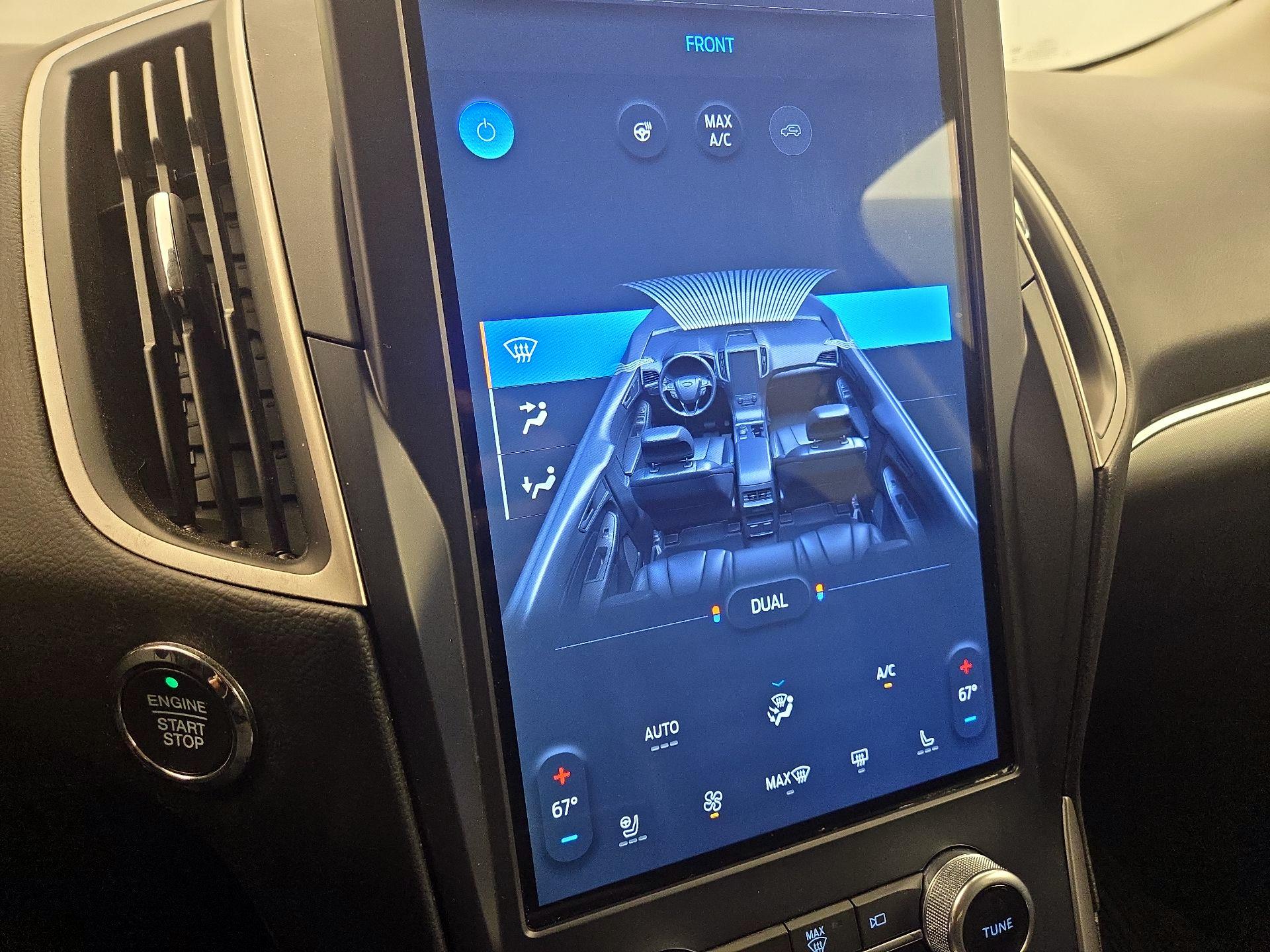 Thumbnail: 2022 Ford Edge - 16