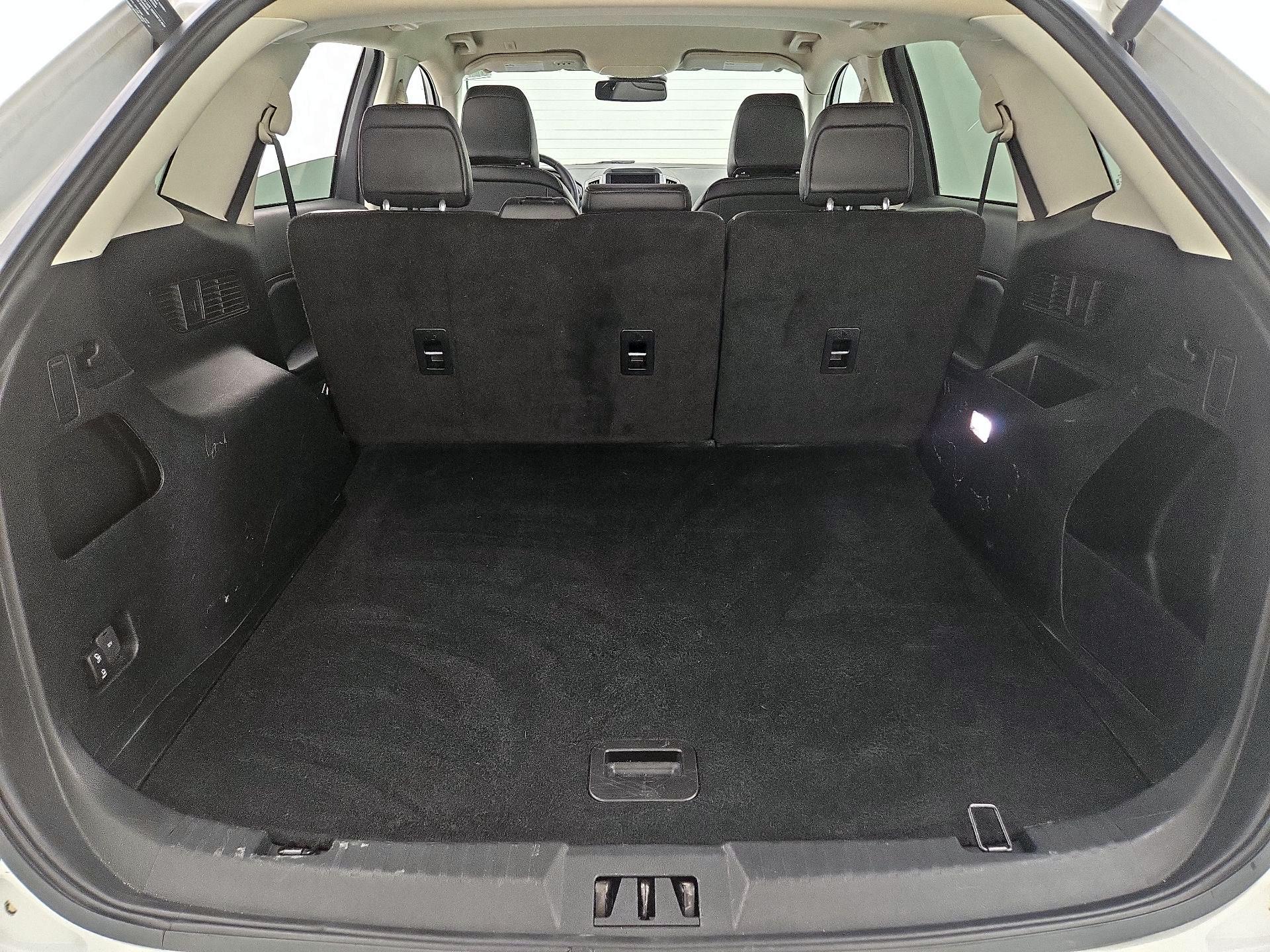 Thumbnail: 2022 Ford Edge - 20