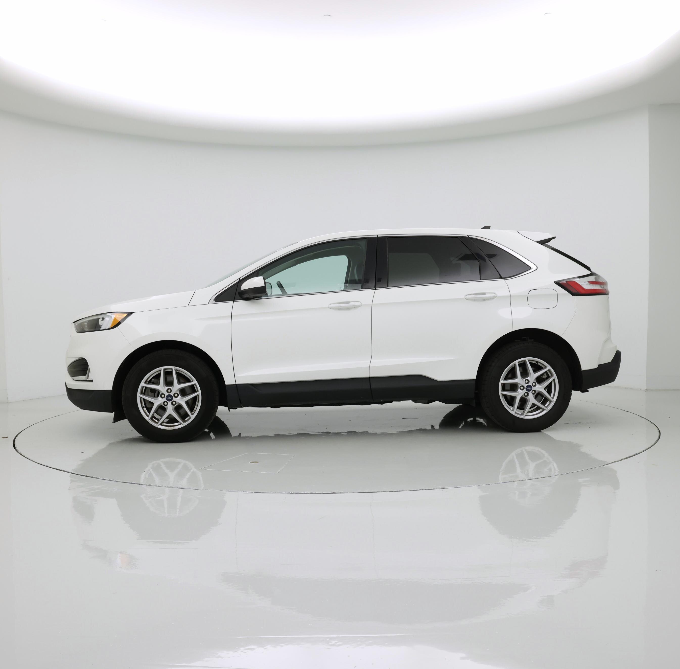 Thumbnail: 2022 Ford Edge - 3