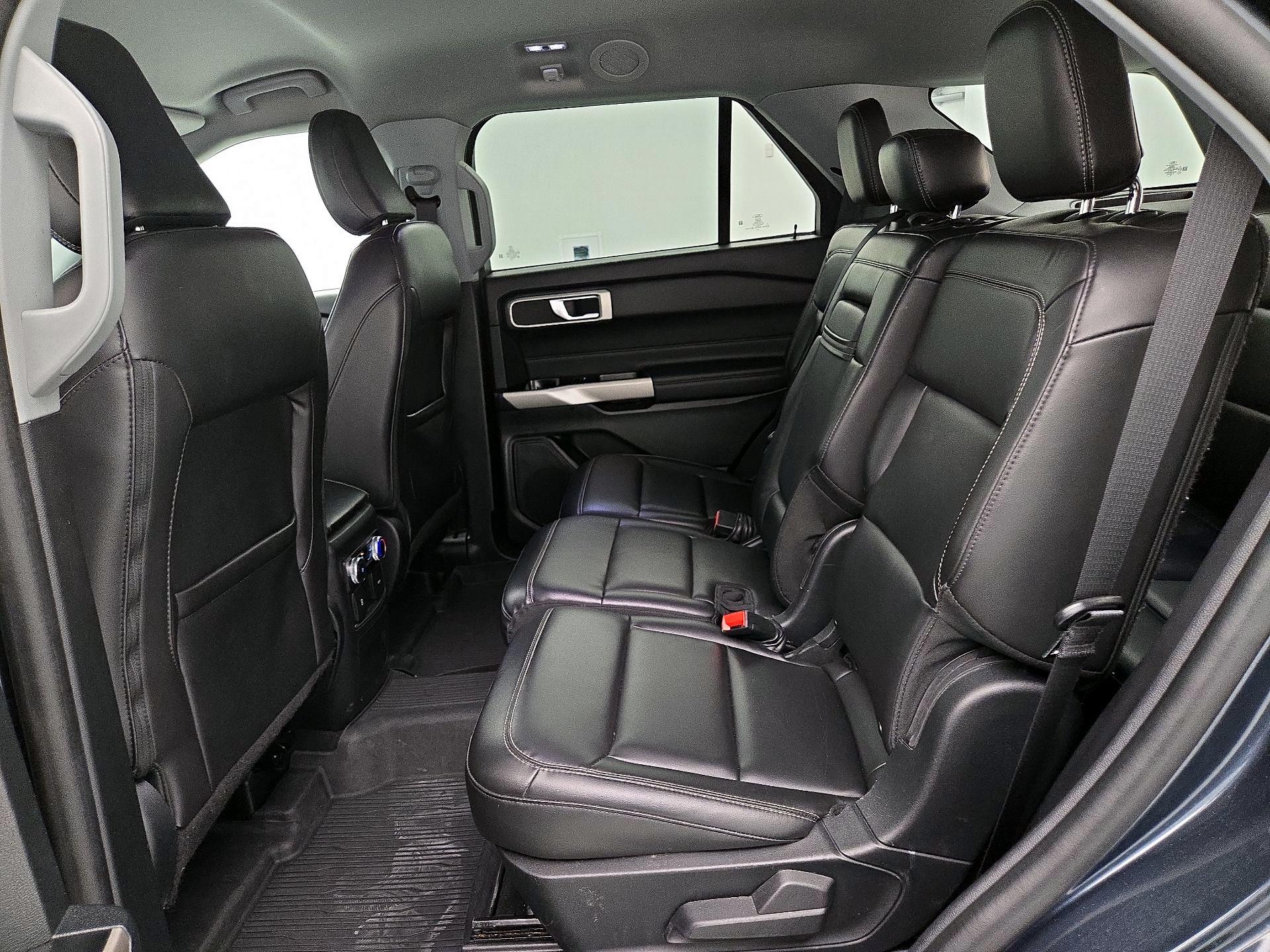 Thumbnail: 2022 Ford Explorer - 20