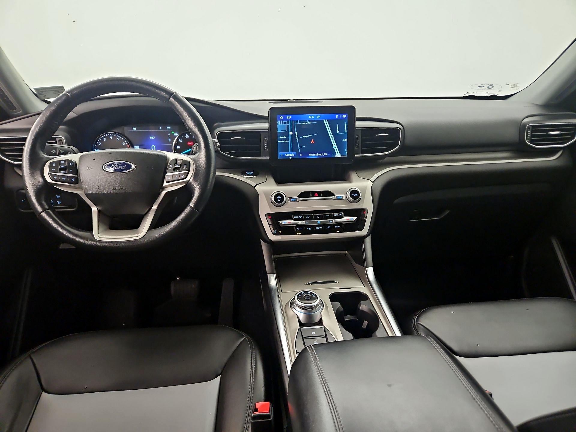 Thumbnail: 2022 Ford Explorer - 9