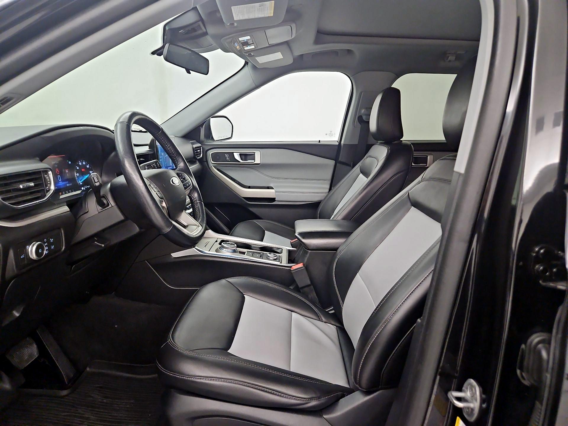 Thumbnail: 2022 Ford Explorer - 11