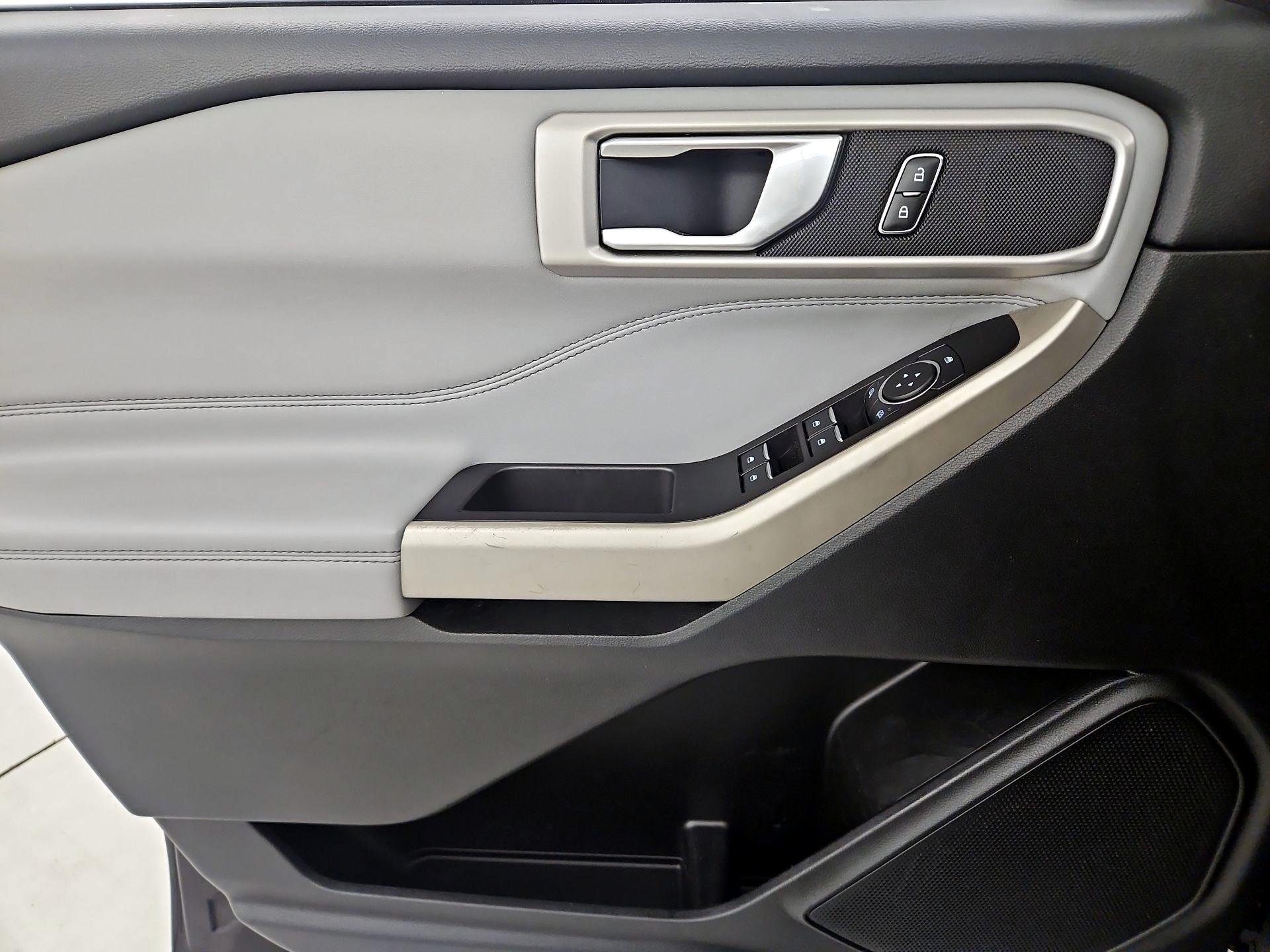 Thumbnail: 2022 Ford Explorer - 12