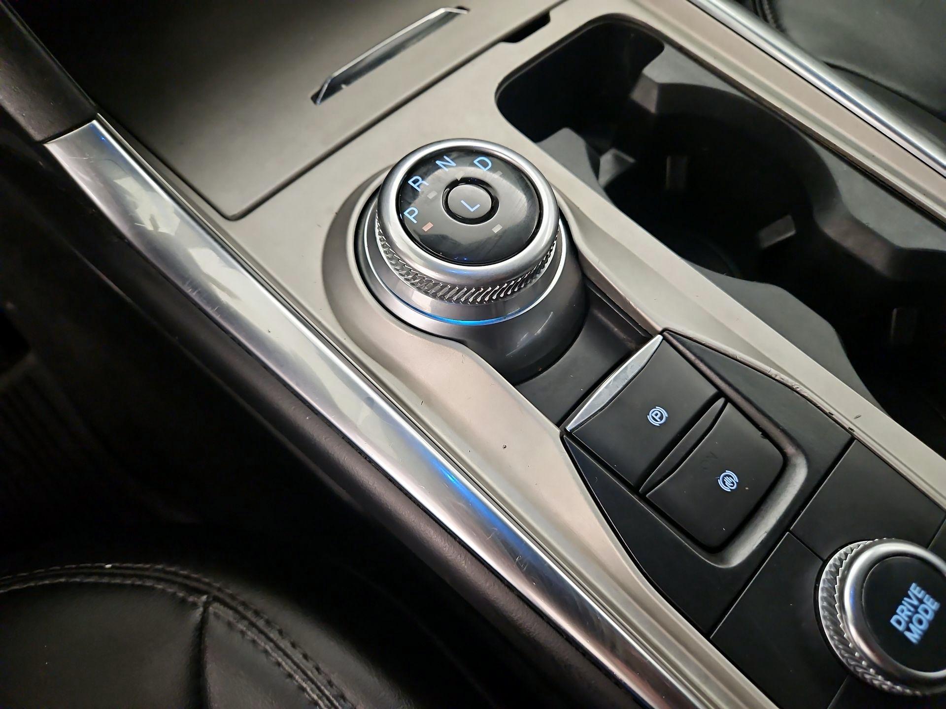 Thumbnail: 2022 Ford Explorer - 18