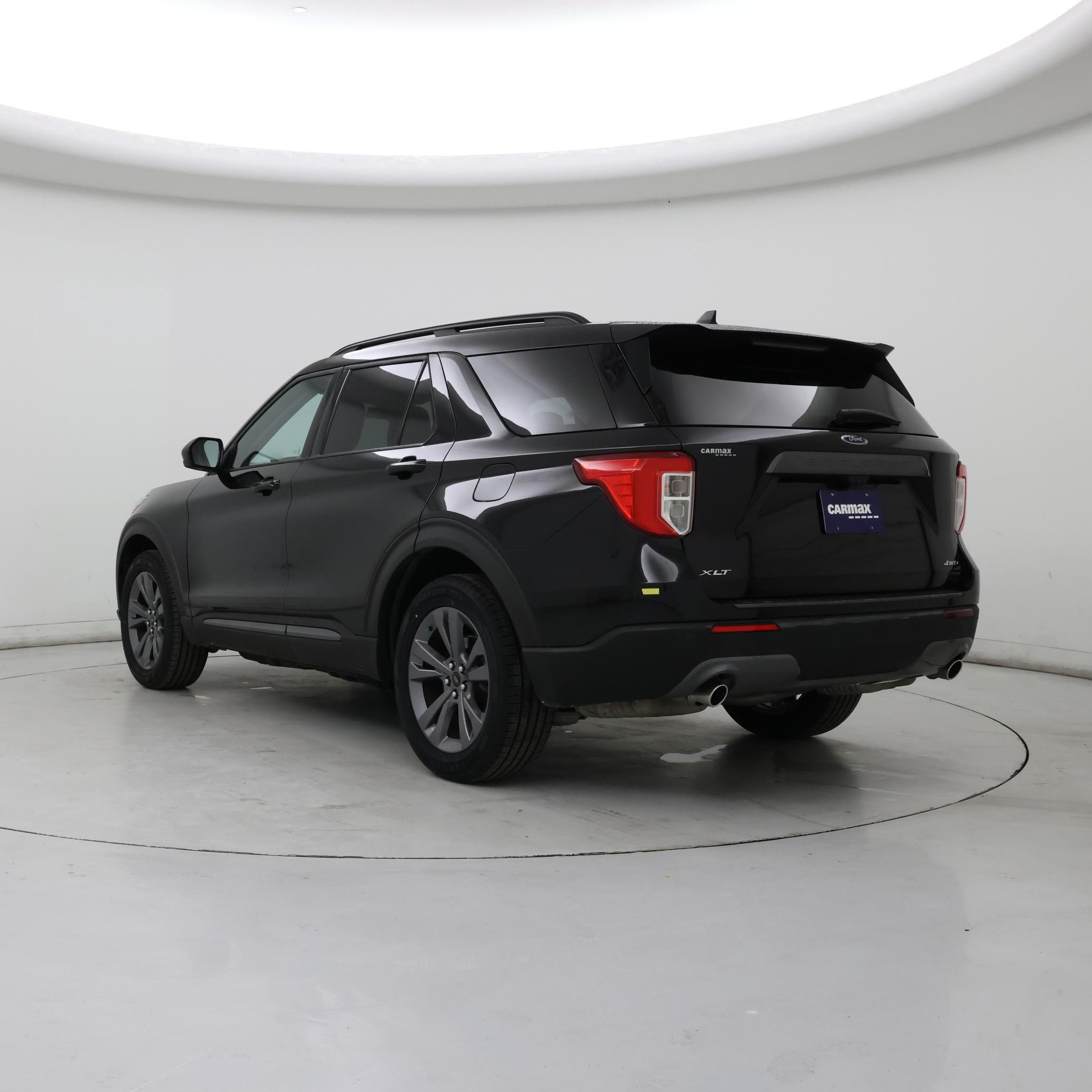 Thumbnail: 2022 Ford Explorer - 2