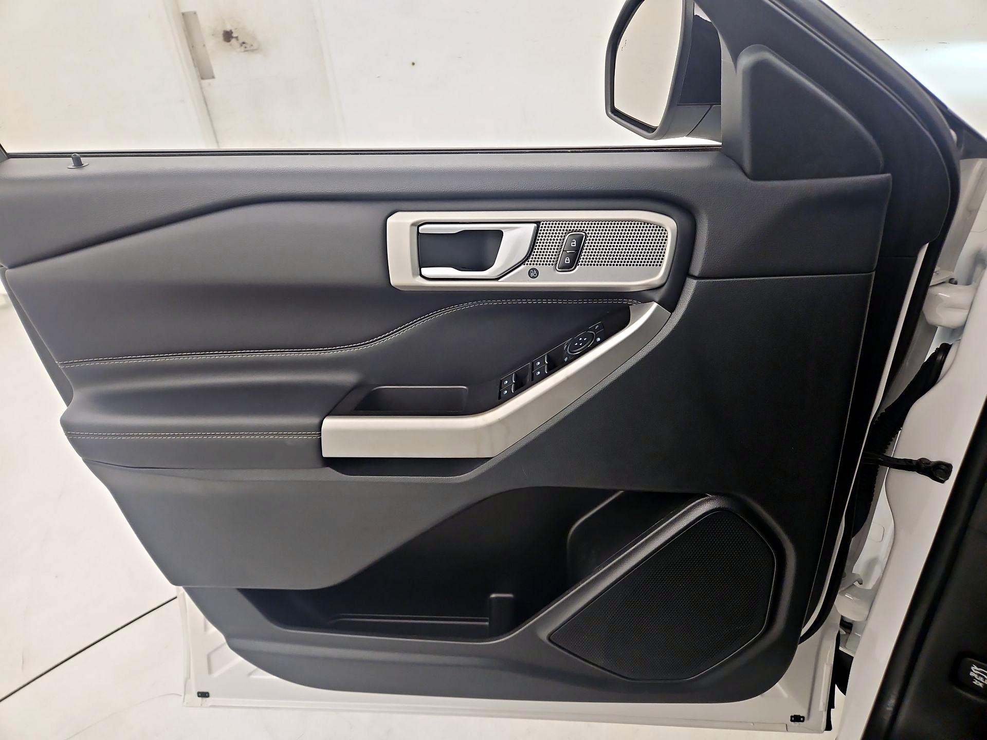 Thumbnail: 2023 Ford Explorer - 12