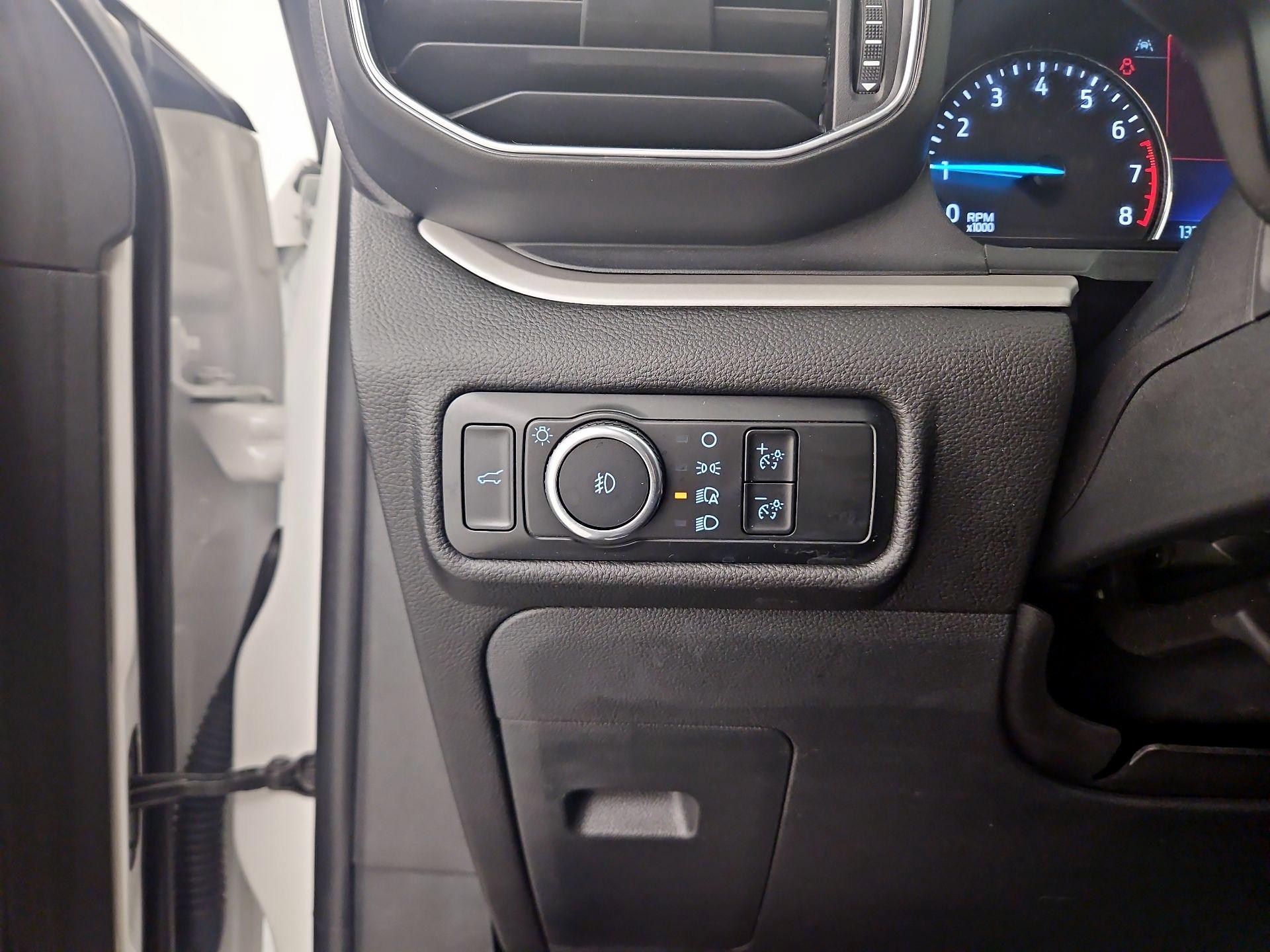 Thumbnail: 2023 Ford Explorer - 13