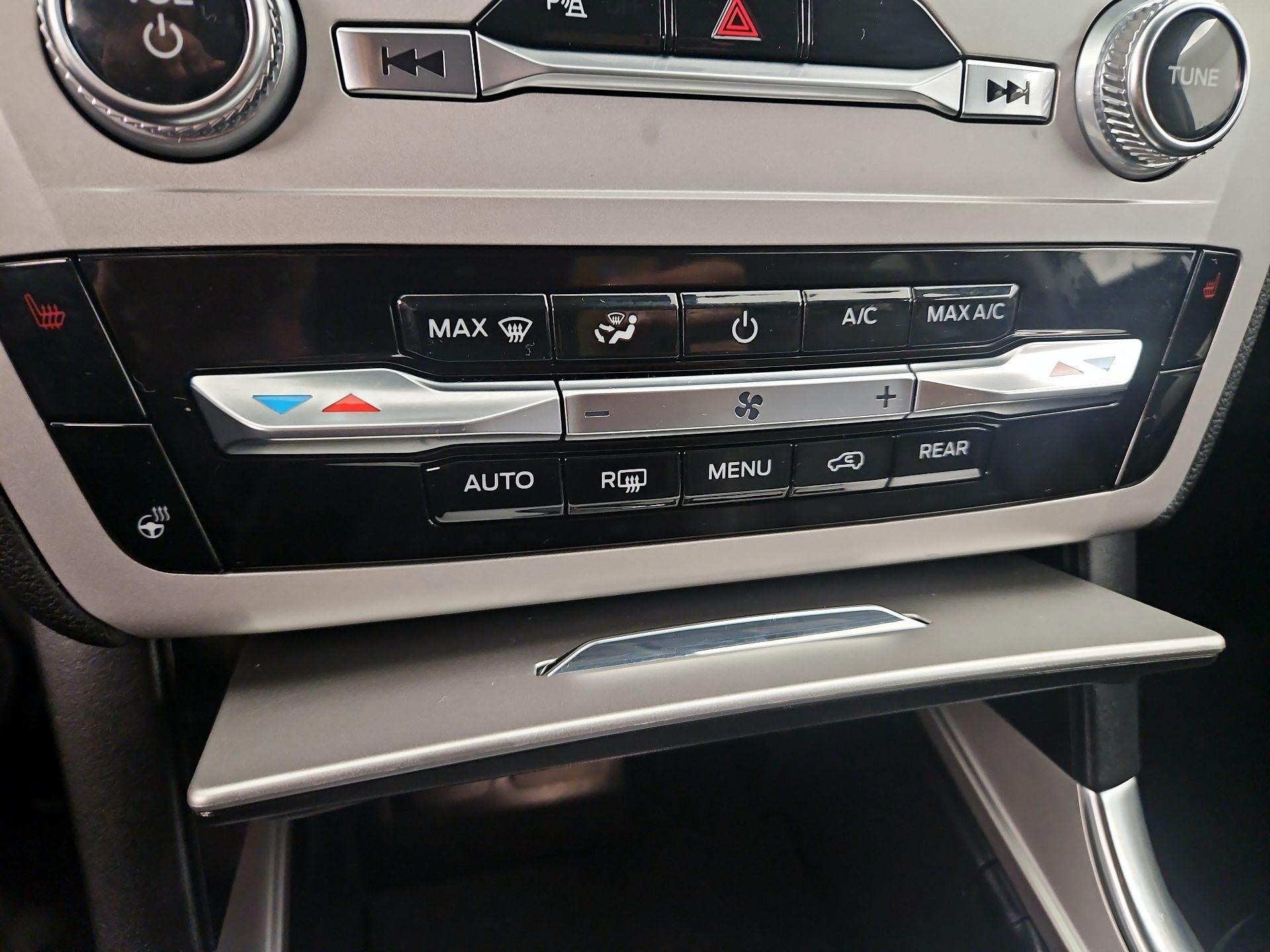 Thumbnail: 2023 Ford Explorer - 17