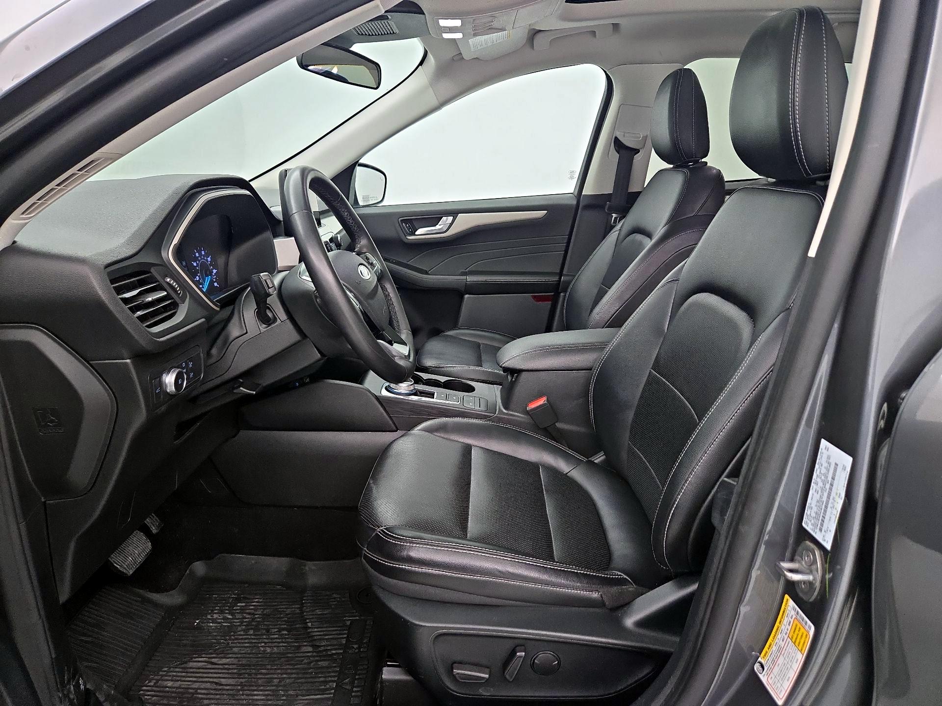 Thumbnail: 2022 Ford Escape - 11