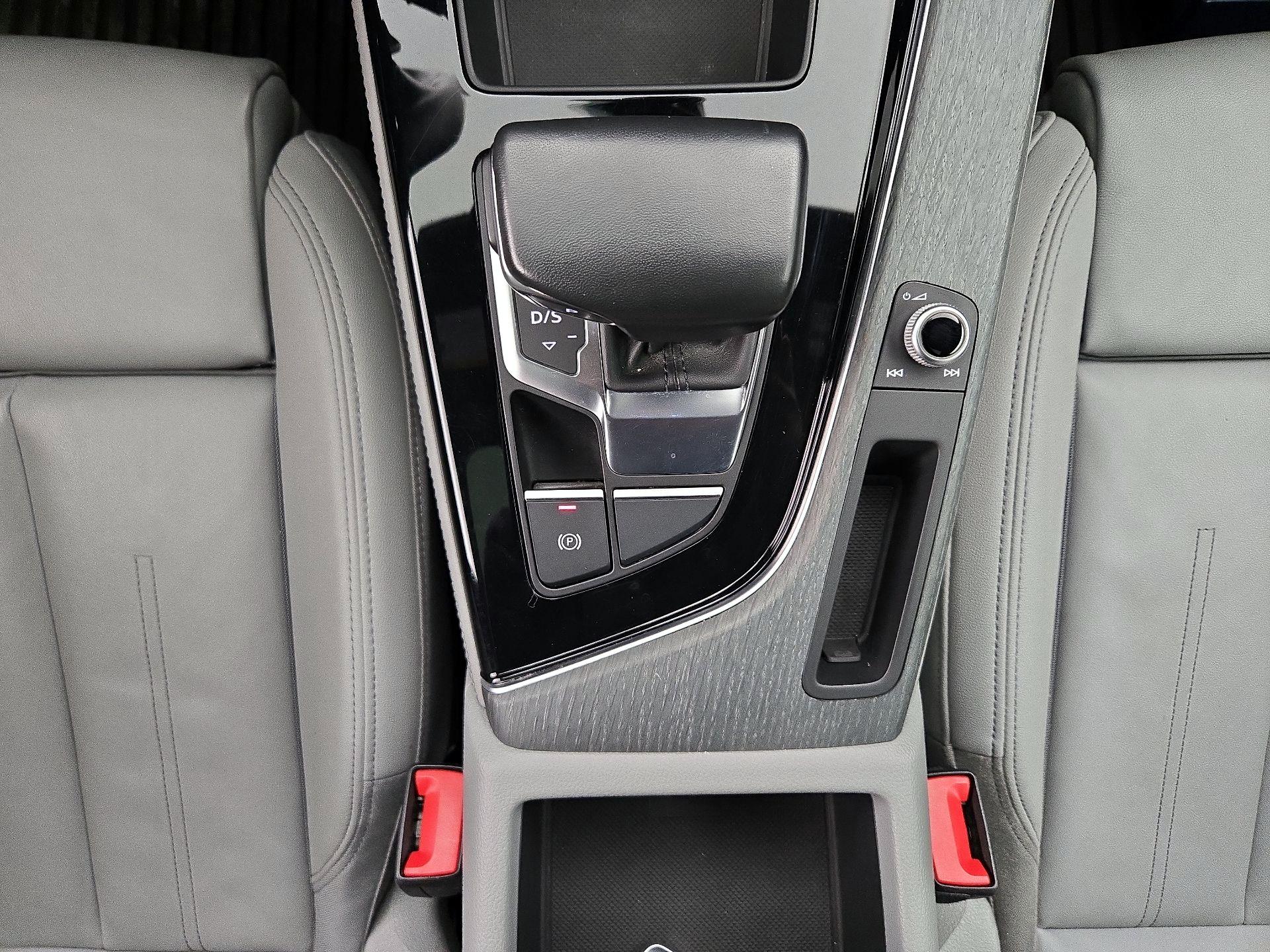 Thumbnail: 2022 Audi A5 - 18