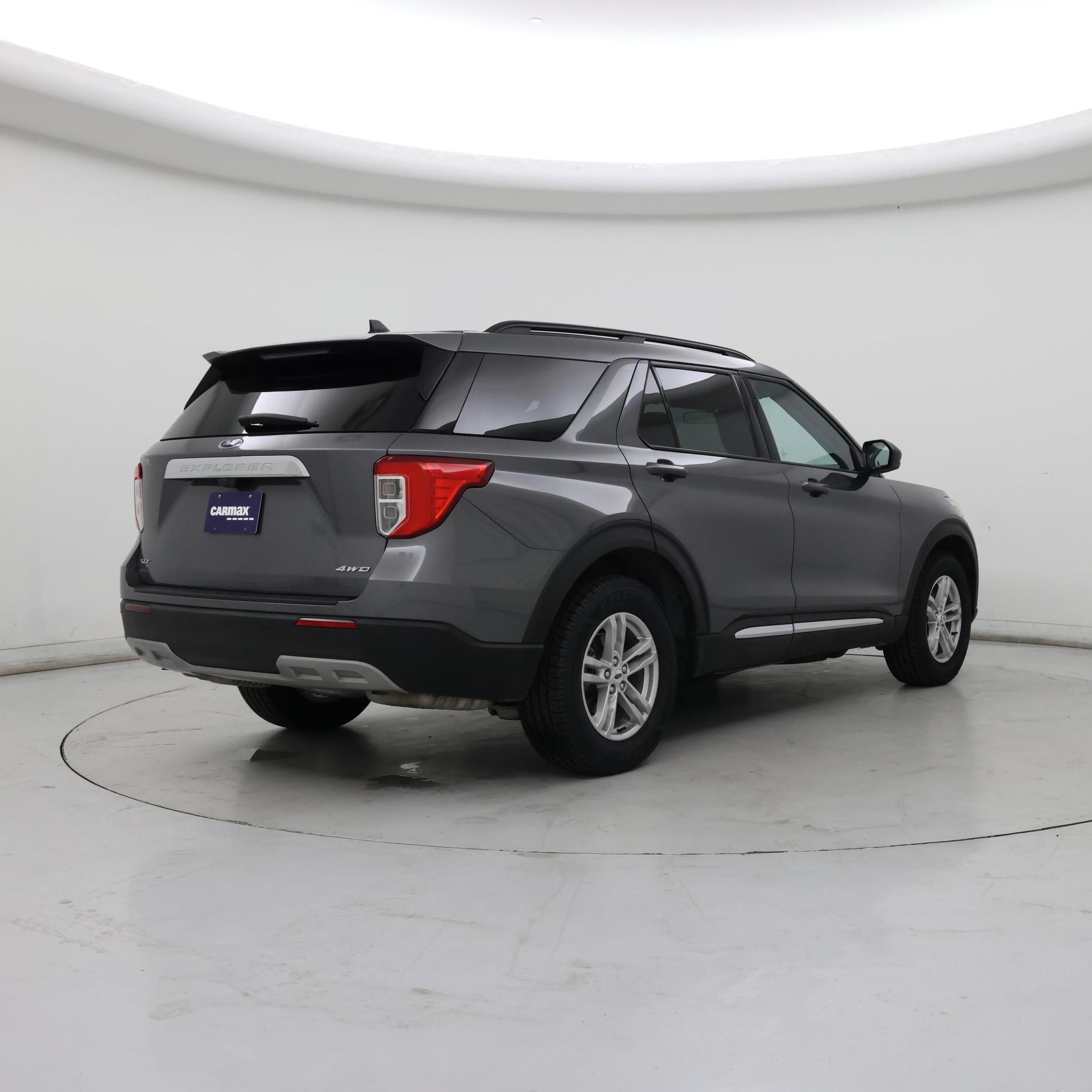 Thumbnail: 2022 Ford Explorer - 8