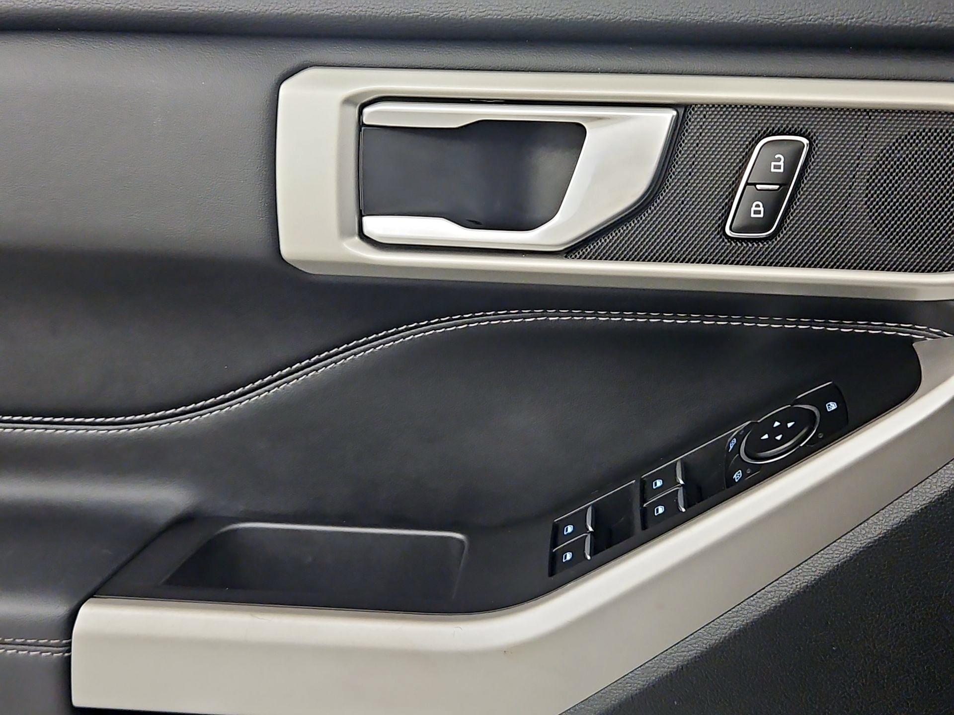 Thumbnail: 2023 Ford Explorer - 12