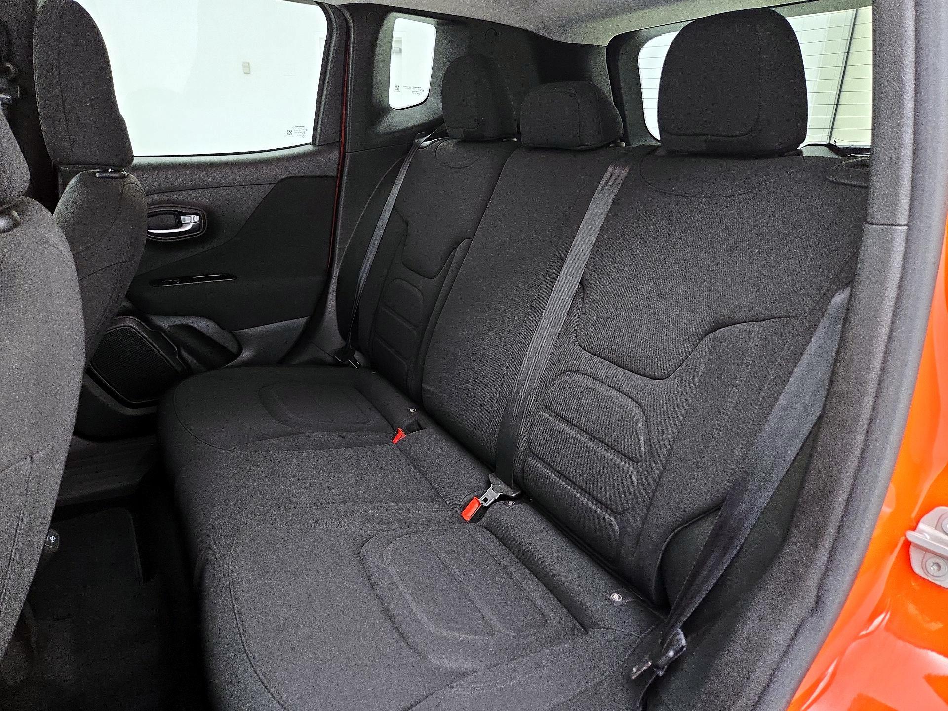 Thumbnail: 2021 Jeep Renegade - 19