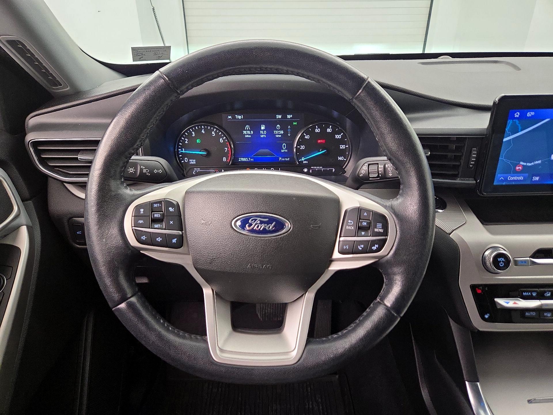 Thumbnail: 2022 Ford Explorer - 10