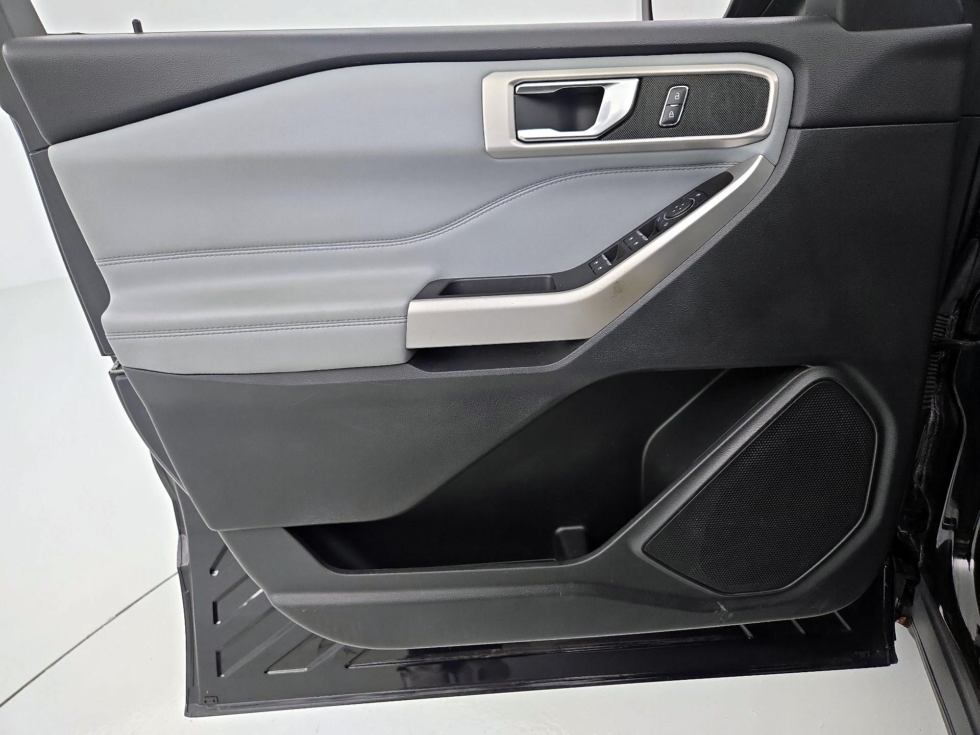 Thumbnail: 2022 Ford Explorer - 12