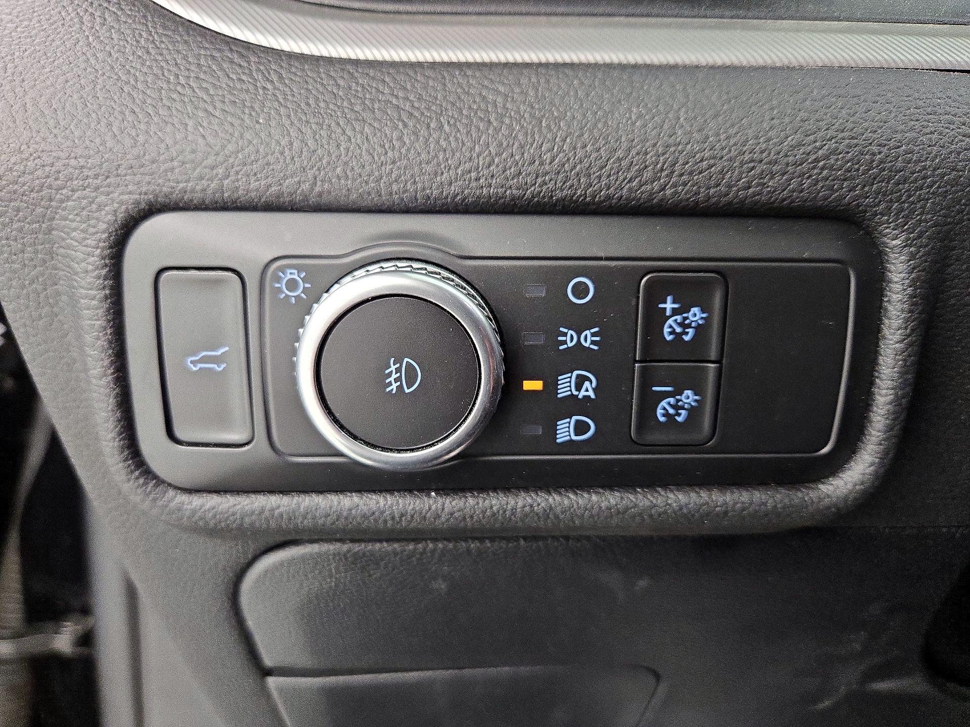 Thumbnail: 2022 Ford Explorer - 13