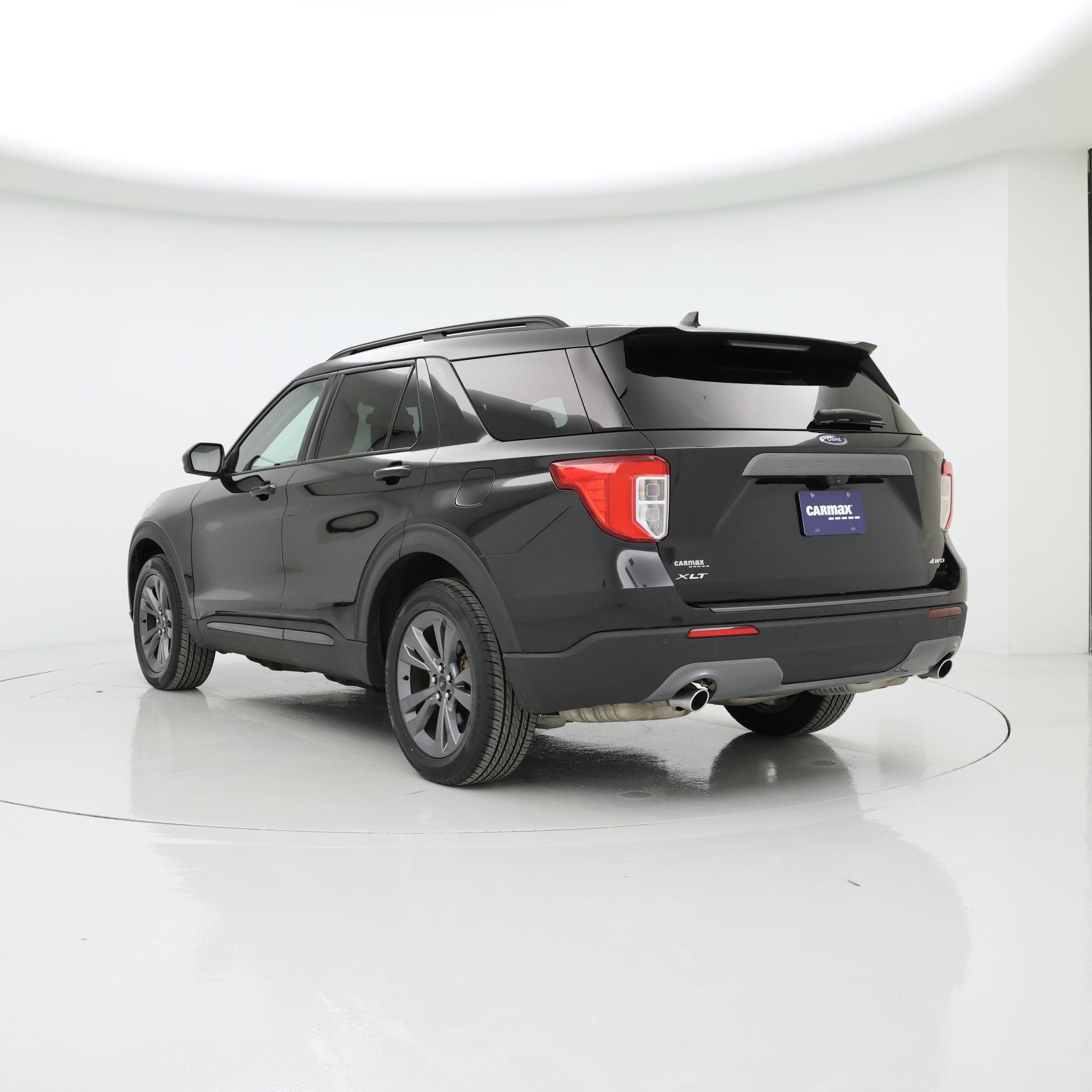 Thumbnail: 2022 Ford Explorer - 2