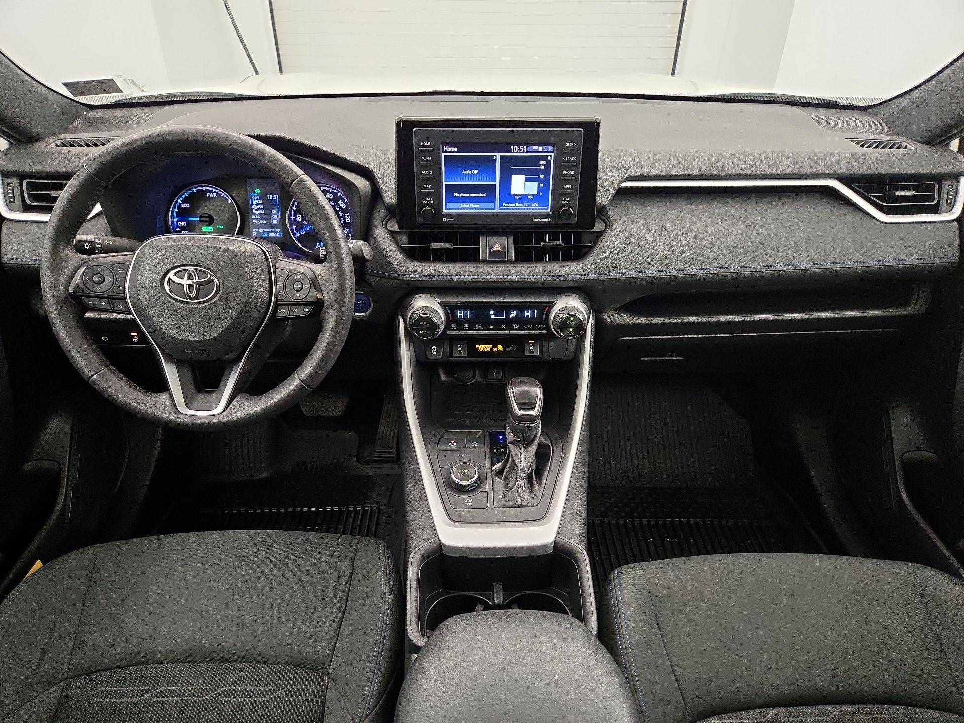 Thumbnail: 2022 Toyota RAV4 - 9