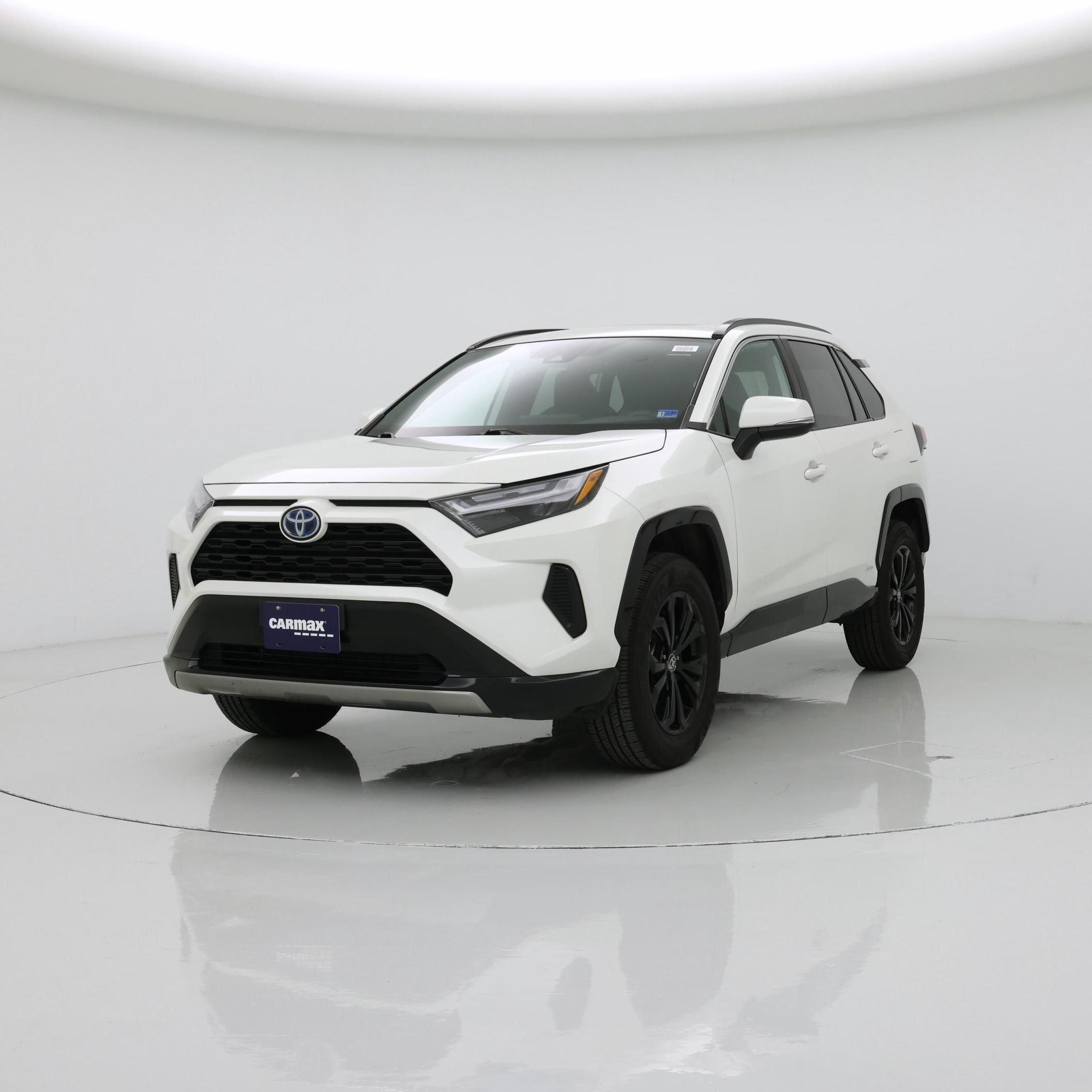Thumbnail: 2022 Toyota RAV4 - 4