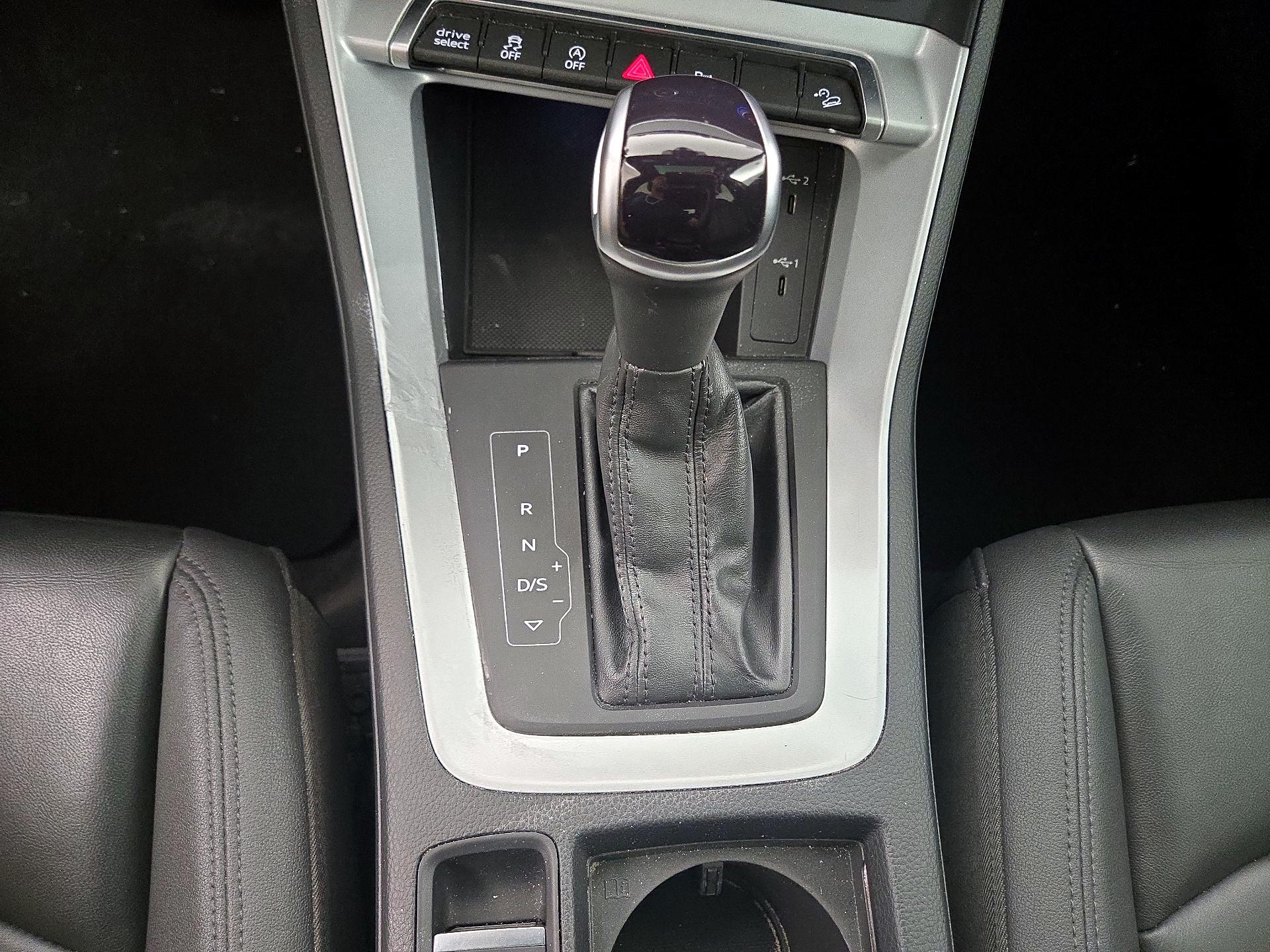 Thumbnail: 2023 Audi Q3 - 17