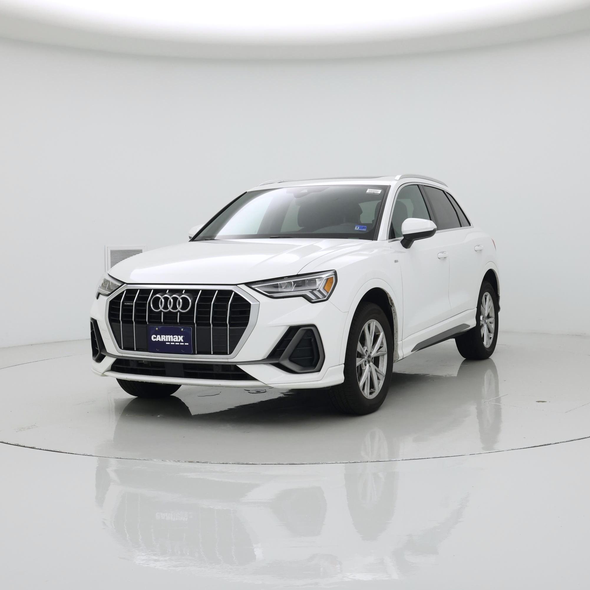 Thumbnail: 2023 Audi Q3 - 4