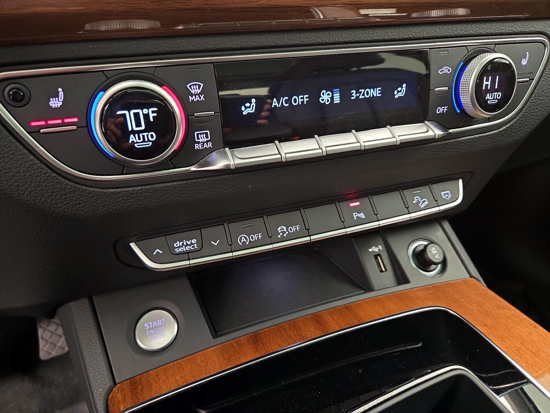 Thumbnail: 2023 Audi Q5 - 16